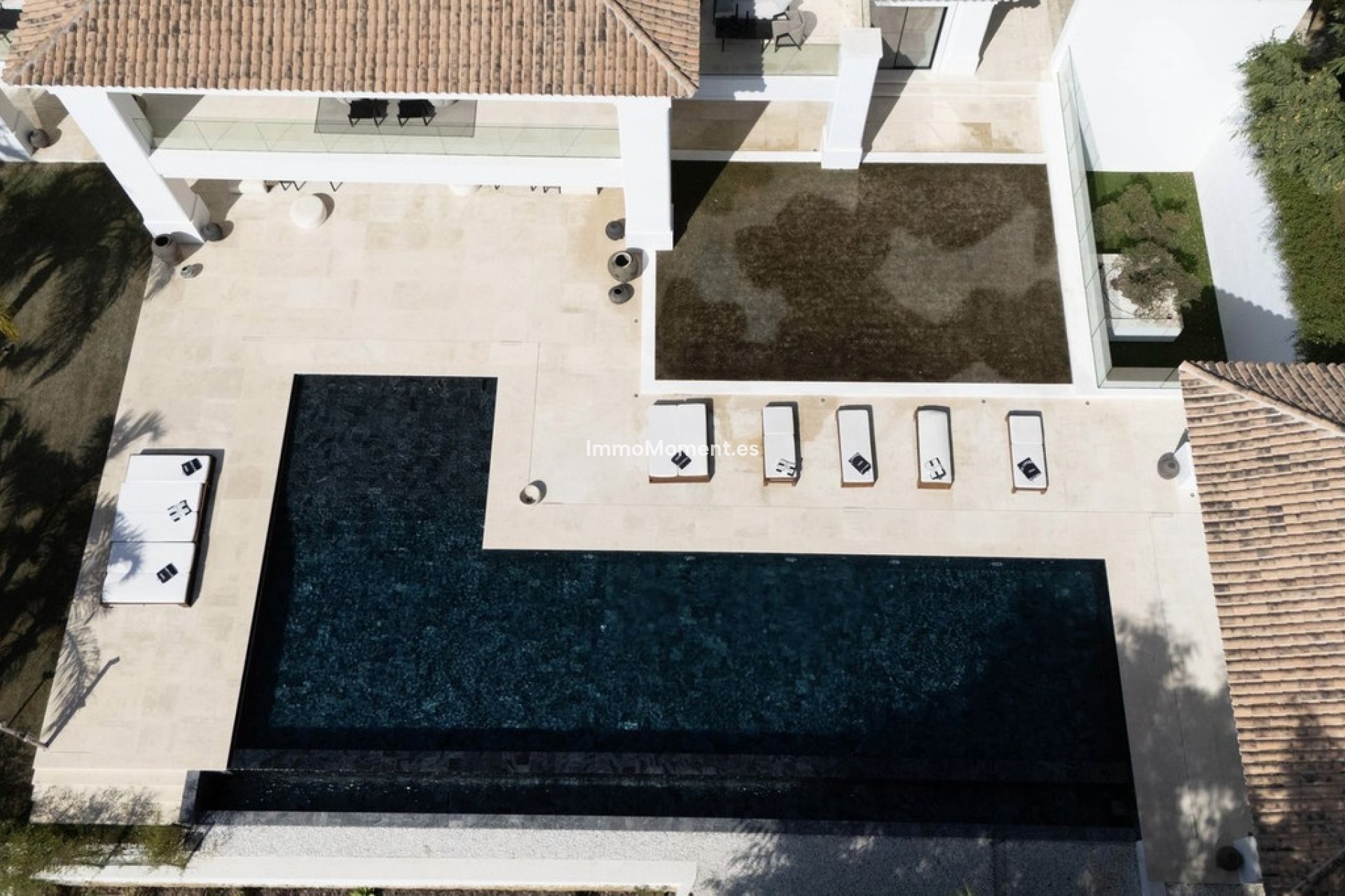 Resale - Villa - Benahavís - Benahavís Centro