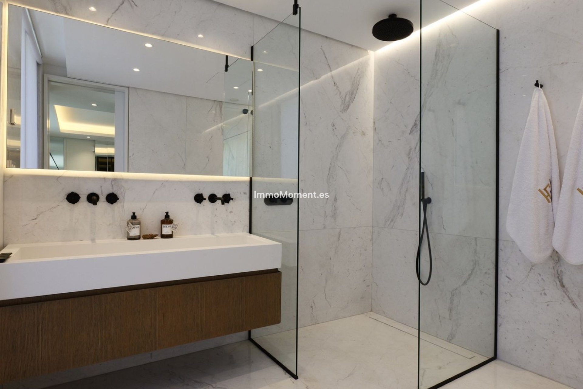 Resale - Villa - Benahavís - Benahavís Centro