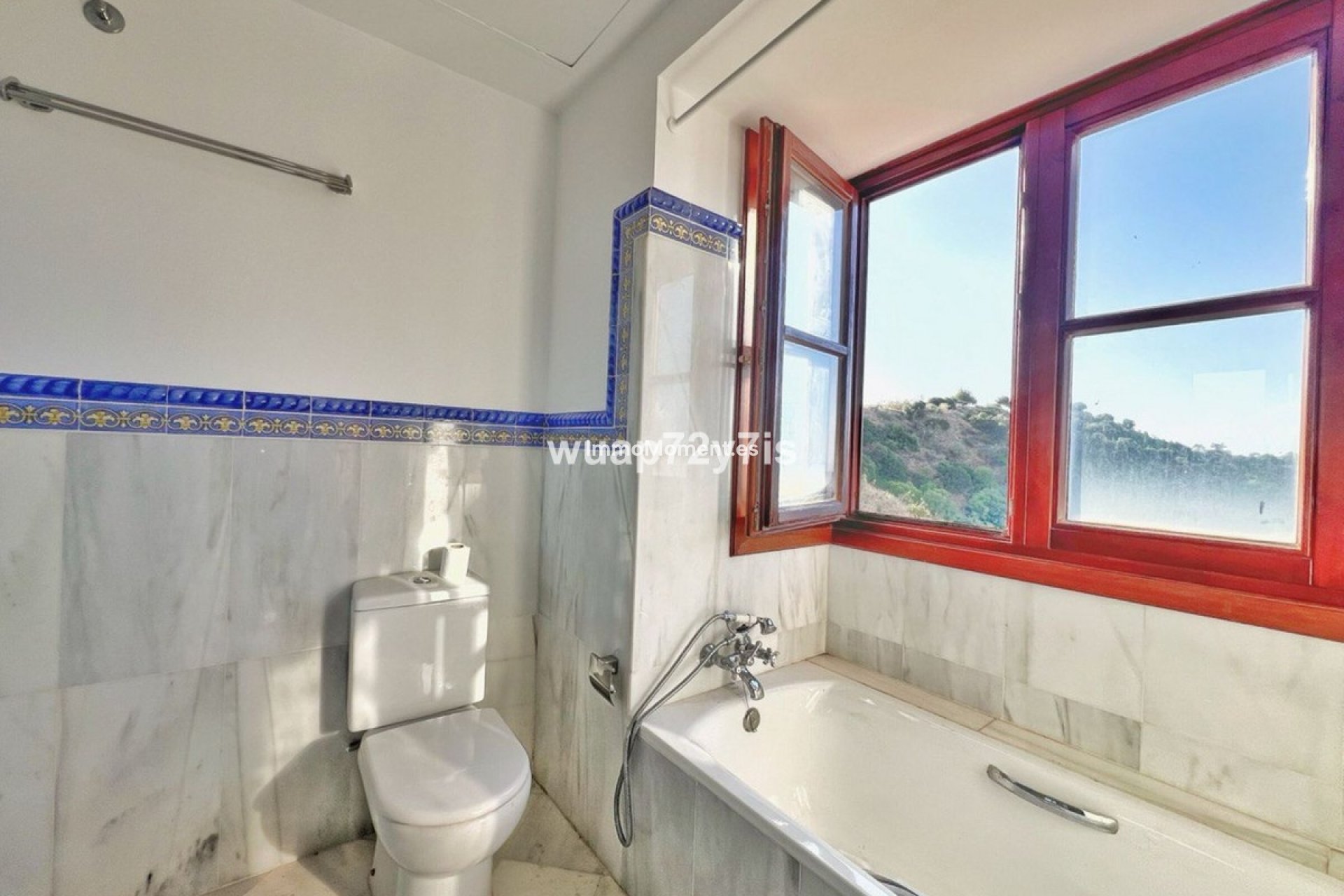 Resale - Villa - Benahavís - Benahavís Centro