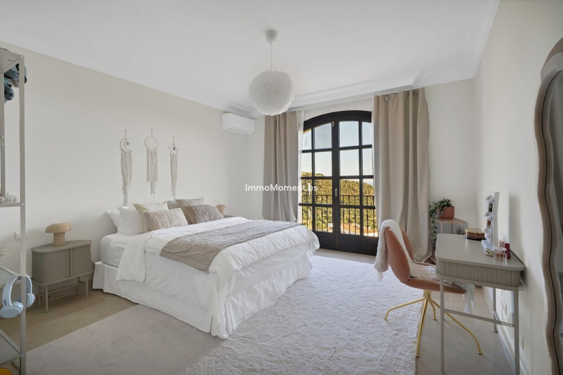 Resale - Villa - Benahavís - Benahavís Centro