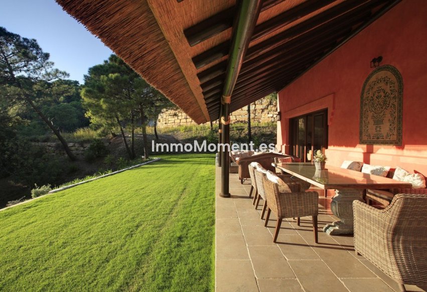 Resale - Villa - Benahavís - Benahavís Centro