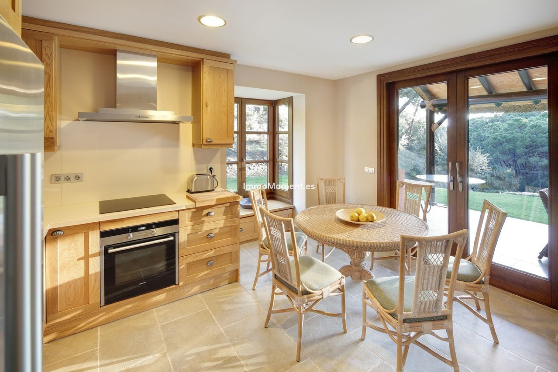 Resale - Villa - Benahavís - Benahavís Centro