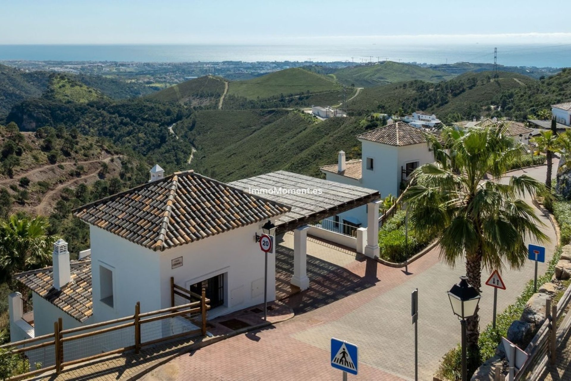 Resale - Villa - Benahavís - Benahavís Centro