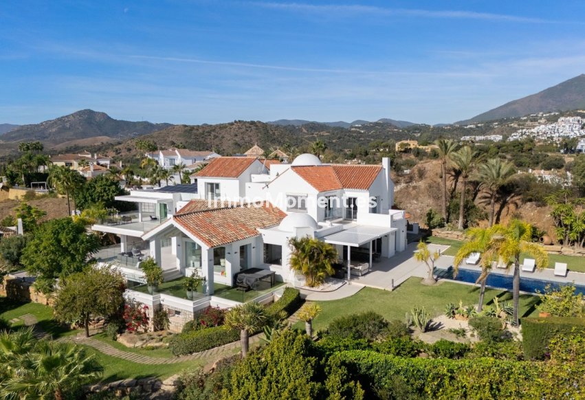 Resale - Villa - Benahavís - Benahavís Centro