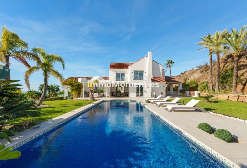 Resale - Villa - Benahavís - Benahavís Centro