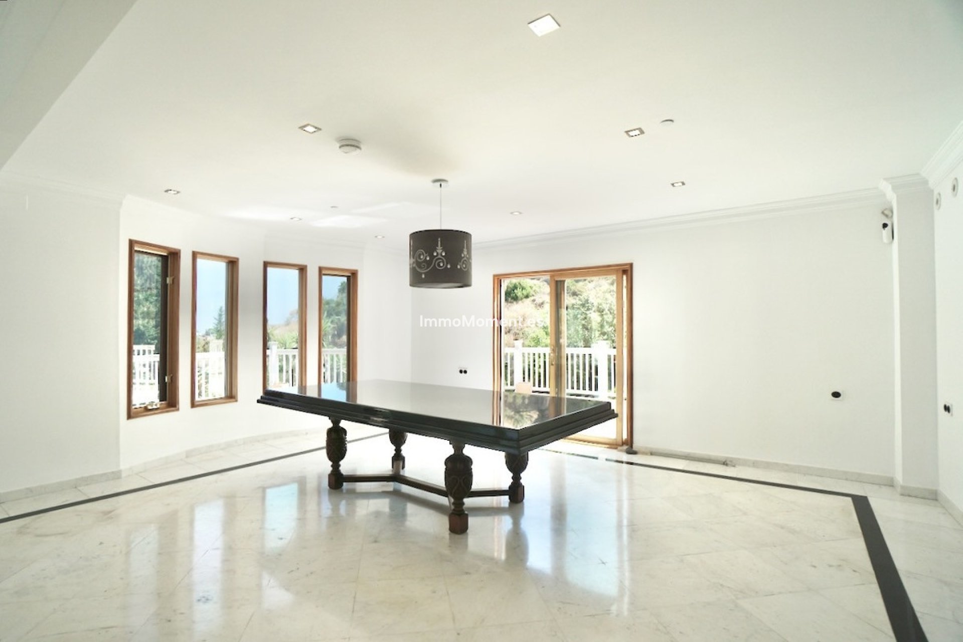 Resale - Villa - Benahavís - Benahavís Centro