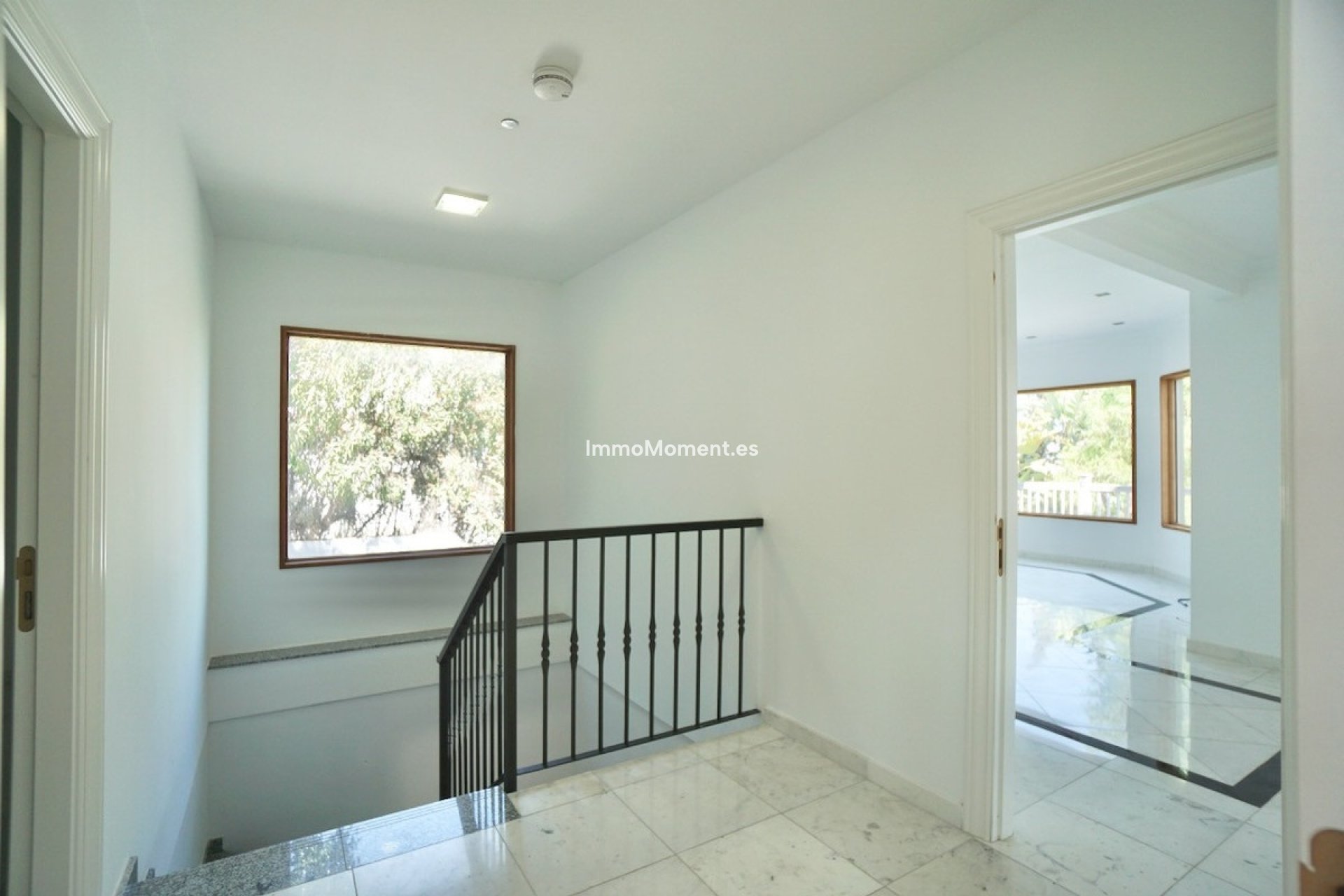 Resale - Villa - Benahavís - Benahavís Centro