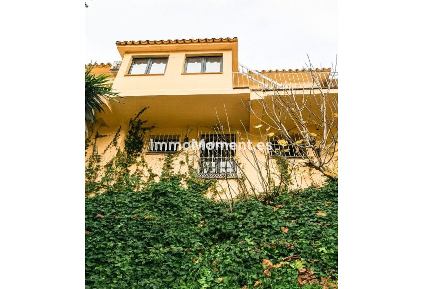 Resale - Villa - Benahavís - Benahavís Centro