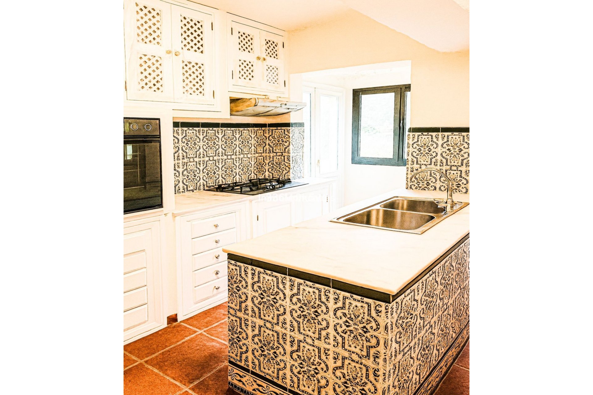 Resale - Villa - Benahavís - Benahavís Centro