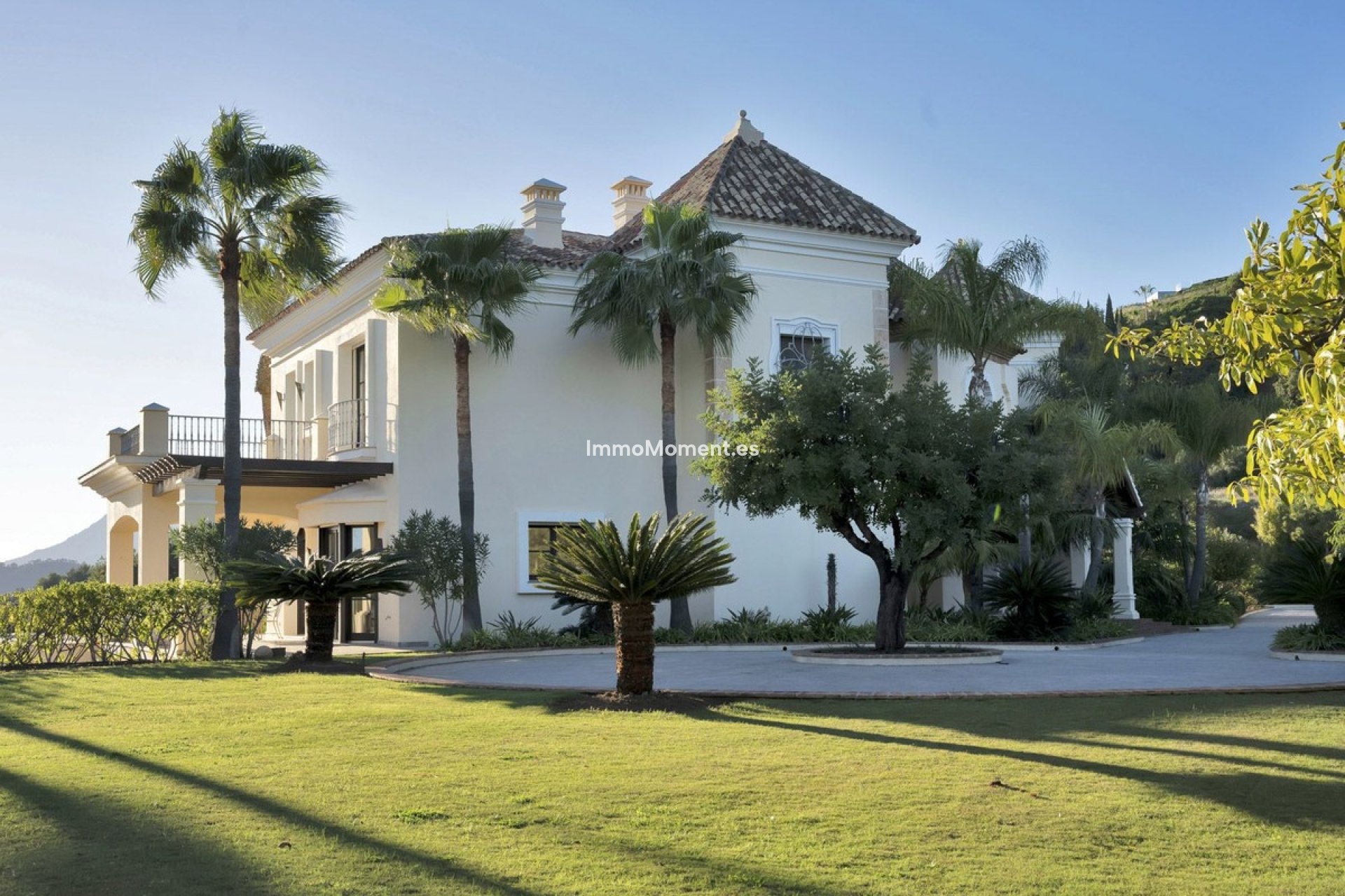 Resale - Villa - Benahavís - Benahavís Centro