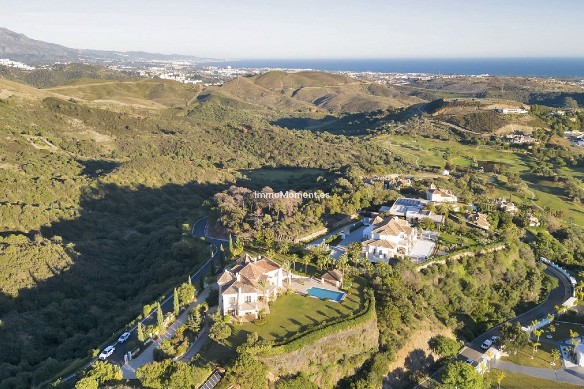 Resale - Villa - Benahavís - Benahavís Centro