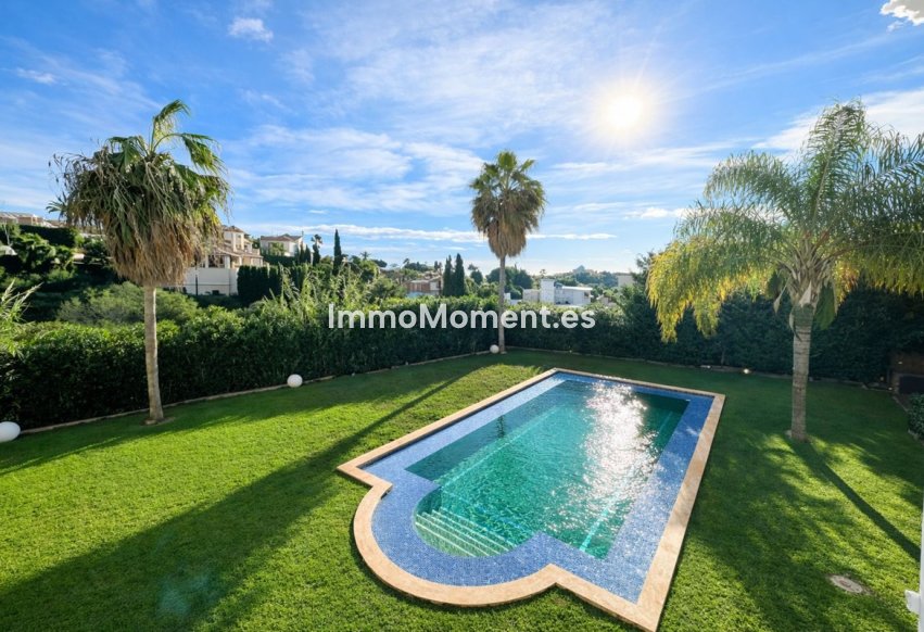 Resale - Villa - Benahavís - Benahavís Centro