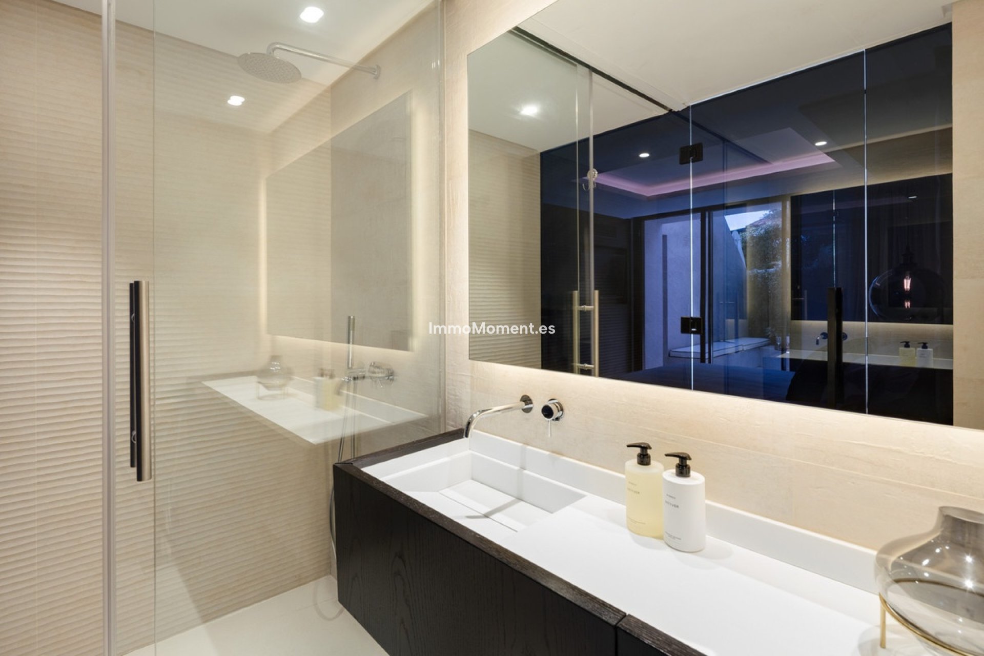 Resale - Villa - Benahavís - Benahavís Centro