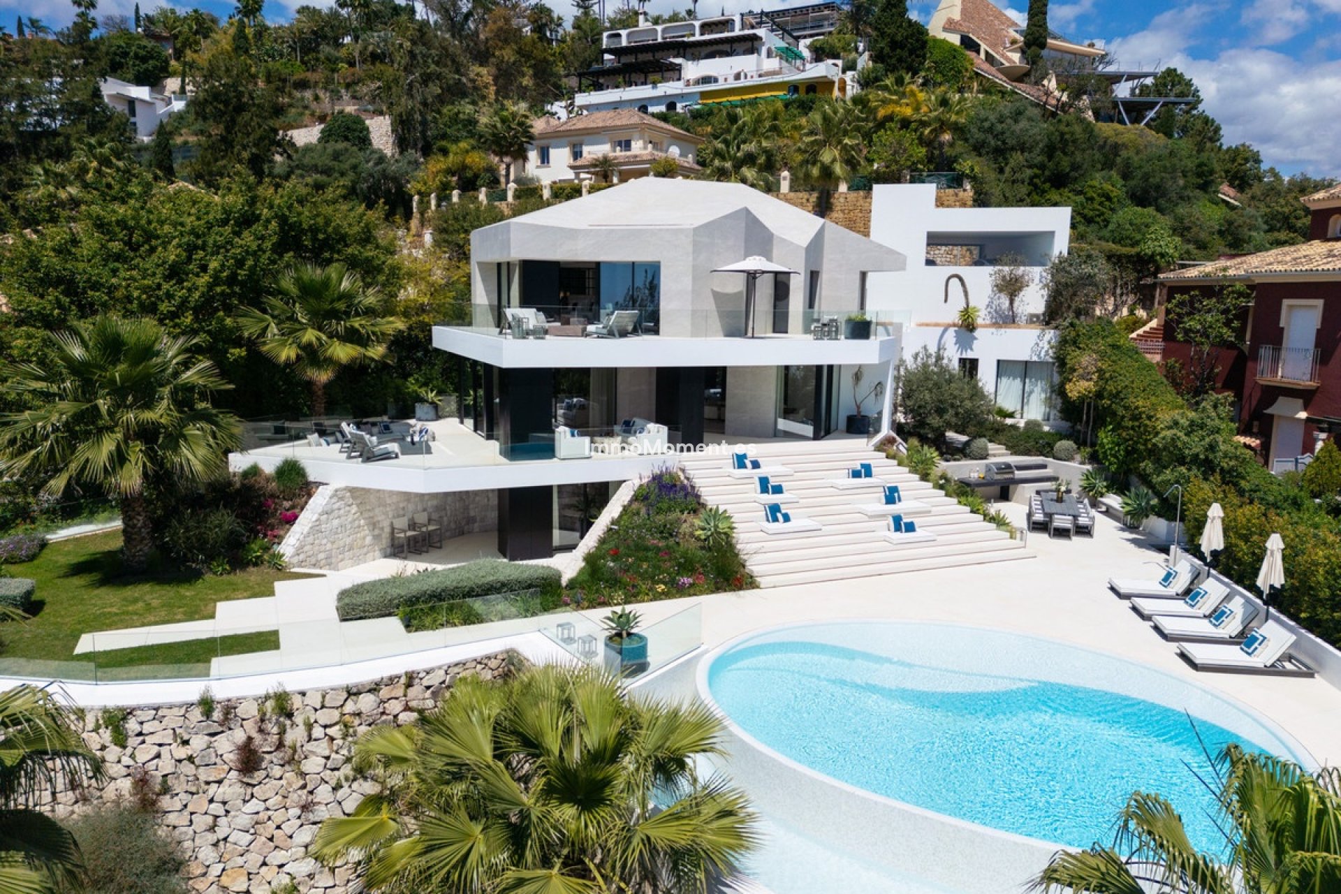 Resale - Villa - Benahavís - Benahavís Centro