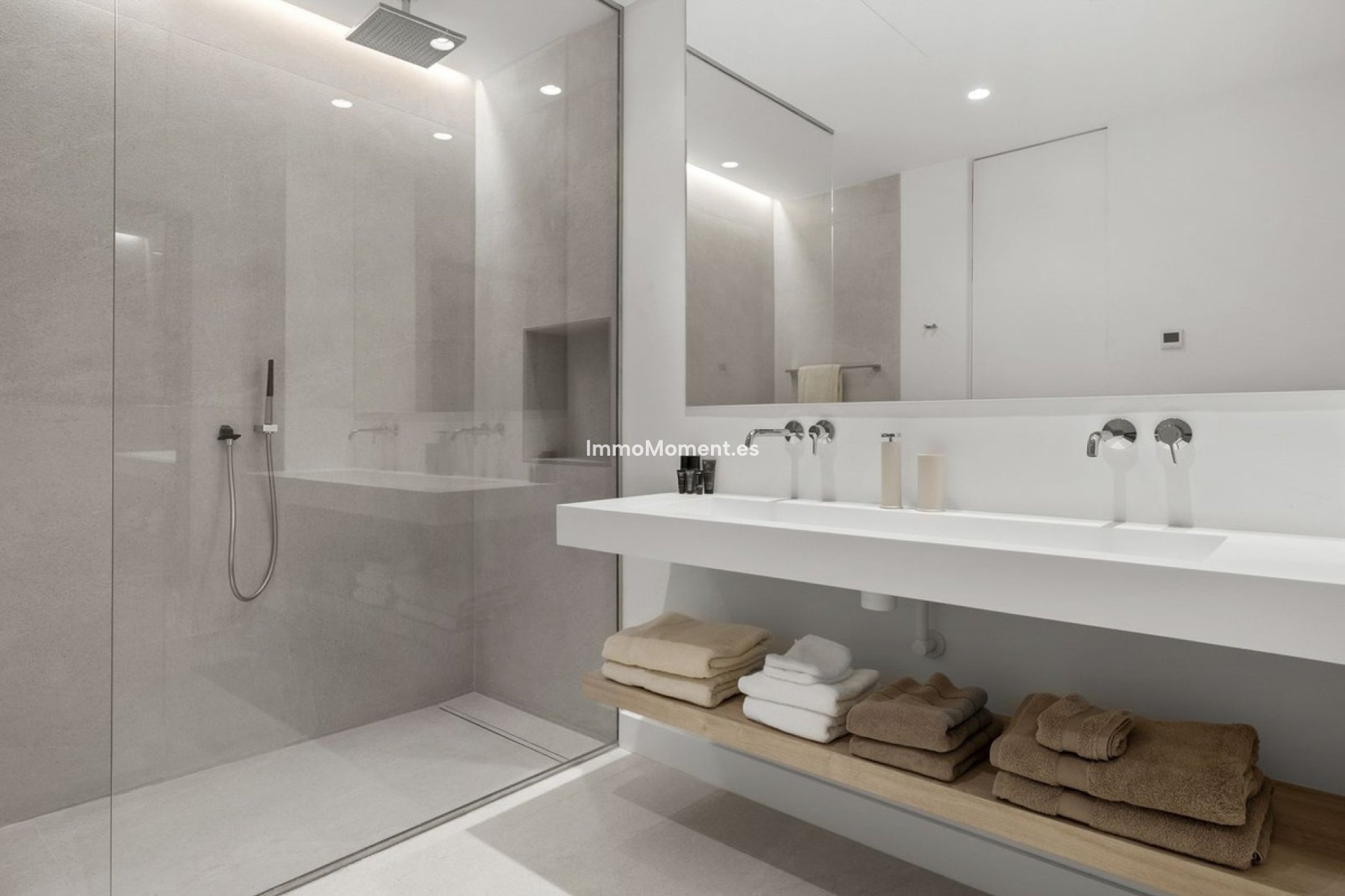 Resale - Villa - Benahavís - Benahavís Centro