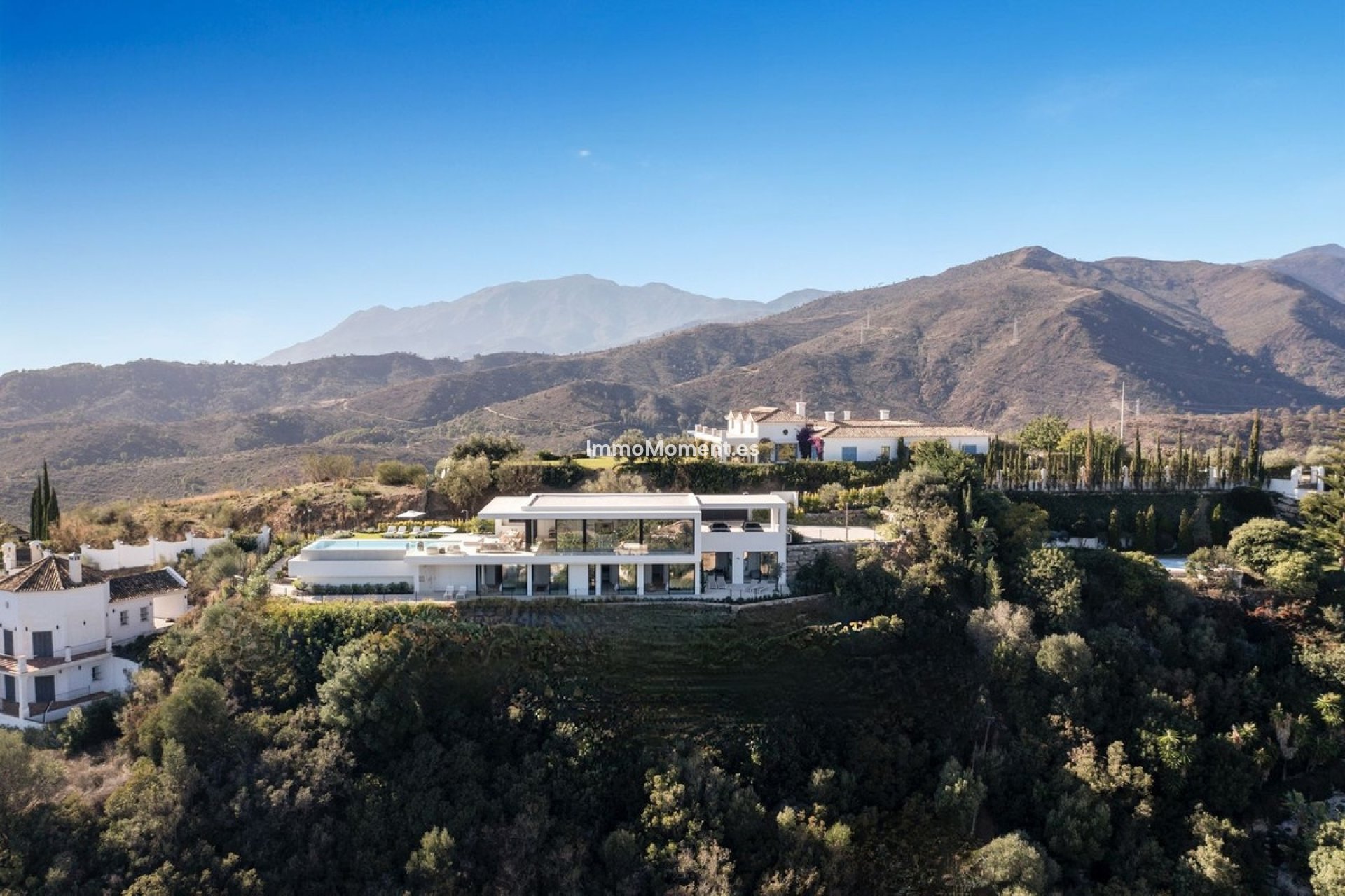 Resale - Villa - Benahavís - Benahavís Centro