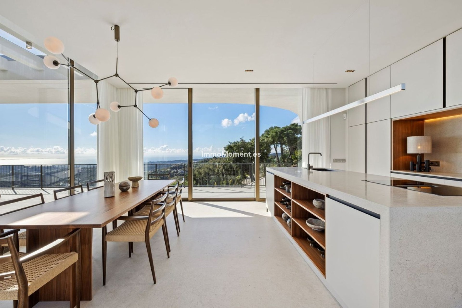 Resale - Villa - Benahavís - Benahavís Centro