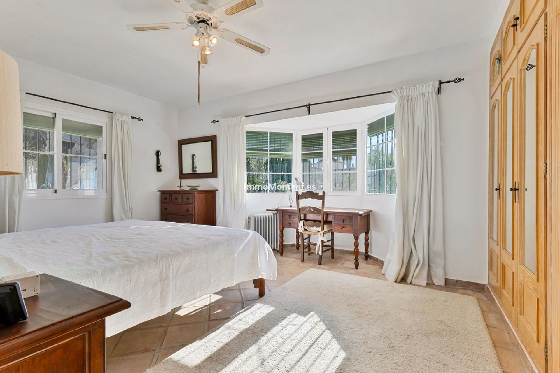 Resale - Villa - Benahavís - Benahavís Centro