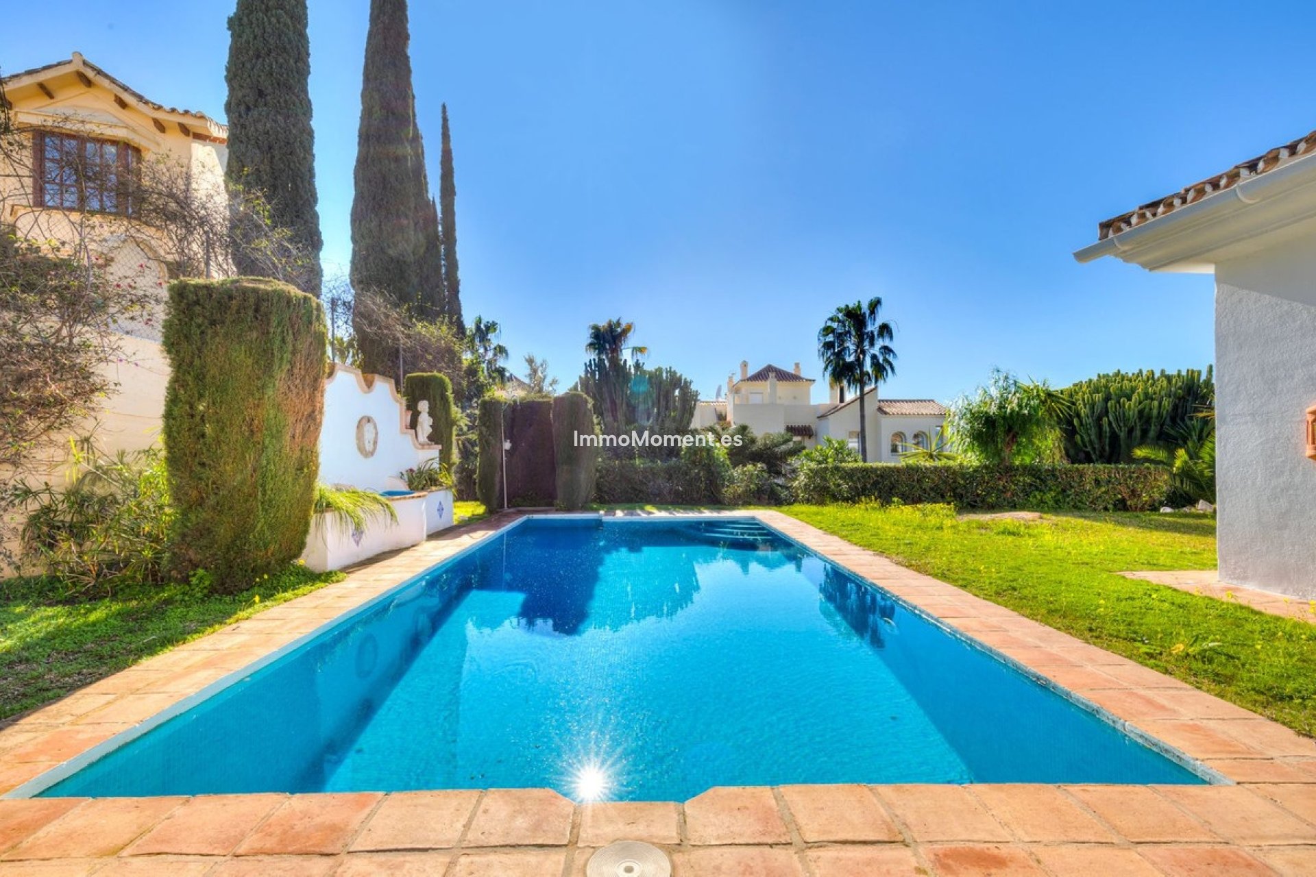 Resale - Villa - Benahavís - Benahavís Centro