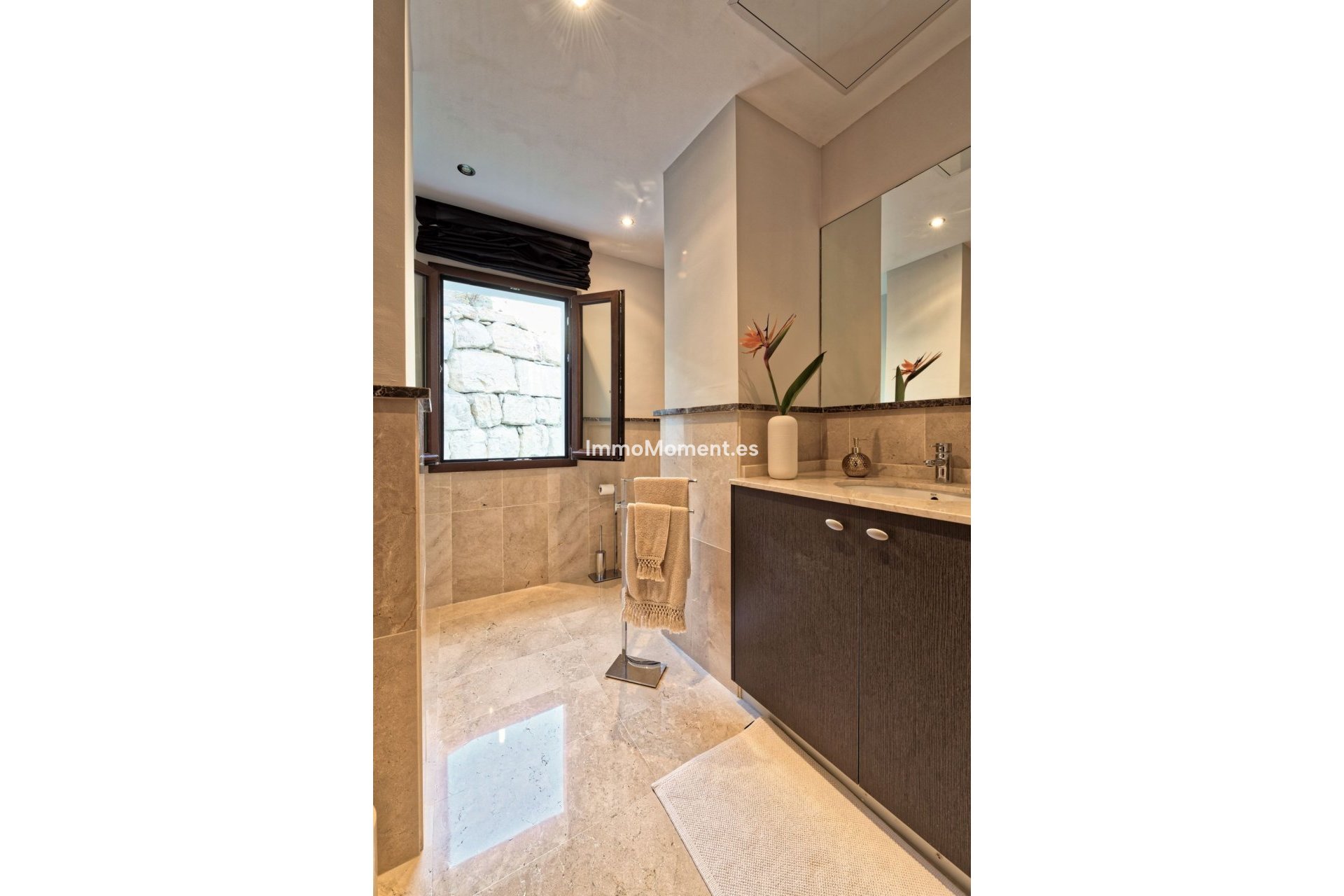 Resale - Villa - Benahavís - Benahavís Centro