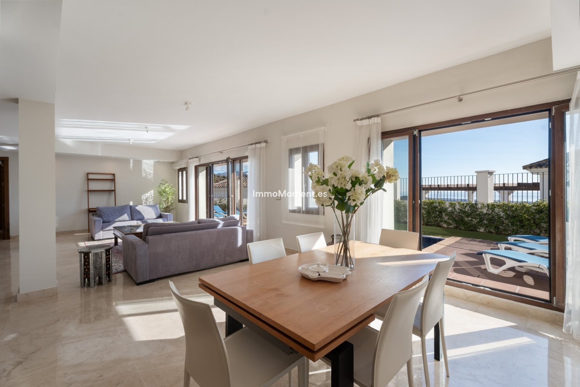 Resale - Villa - Benahavís - Benahavís Centro