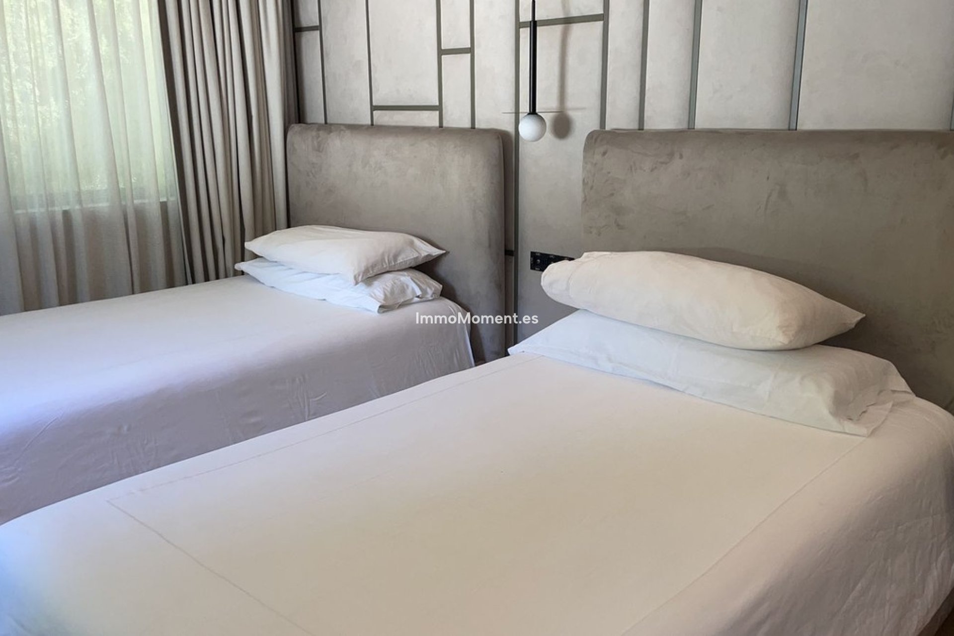 Resale - Villa - Benahavís - Benahavís Centro