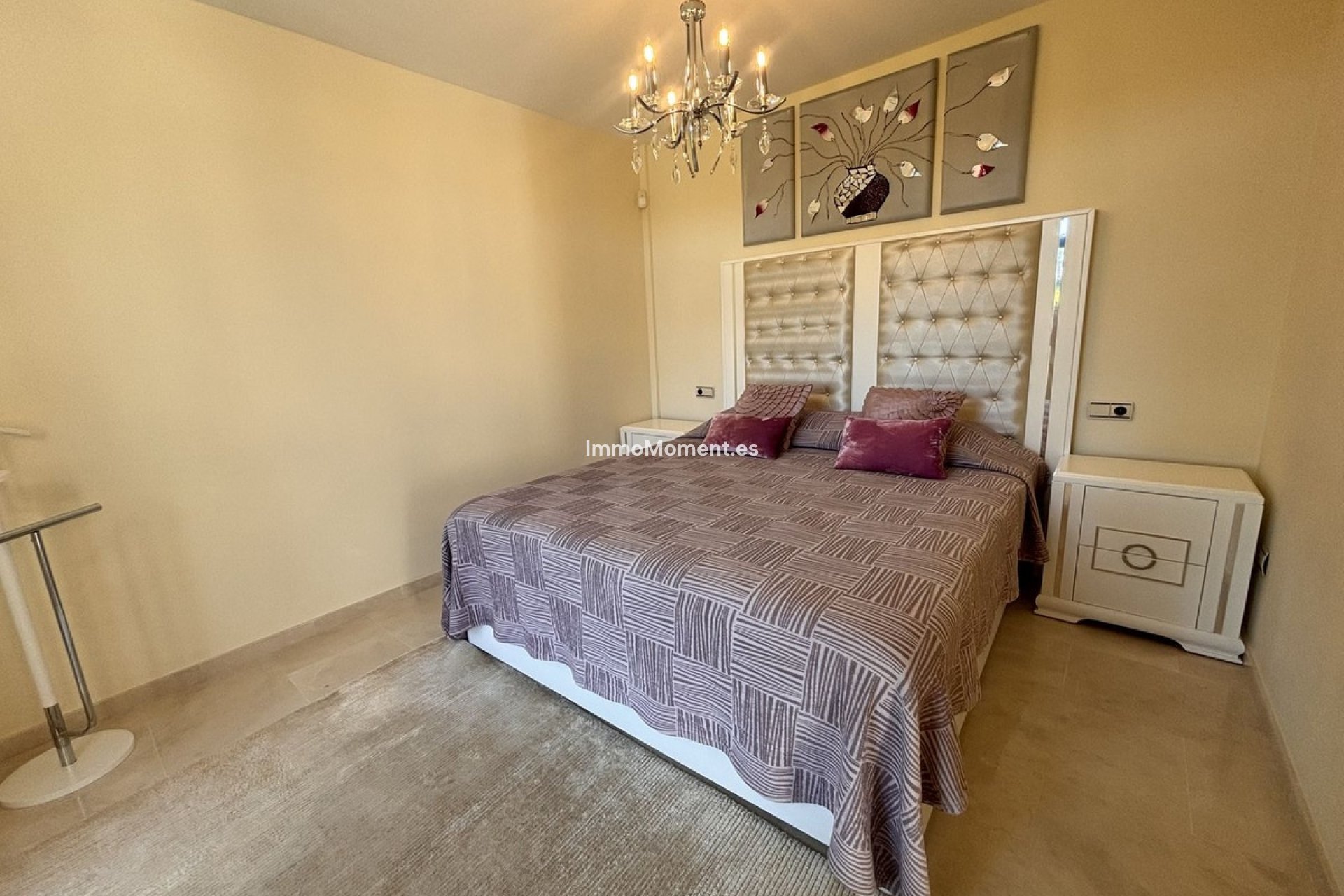 Resale - Villa - Benahavís - Benahavís Centro