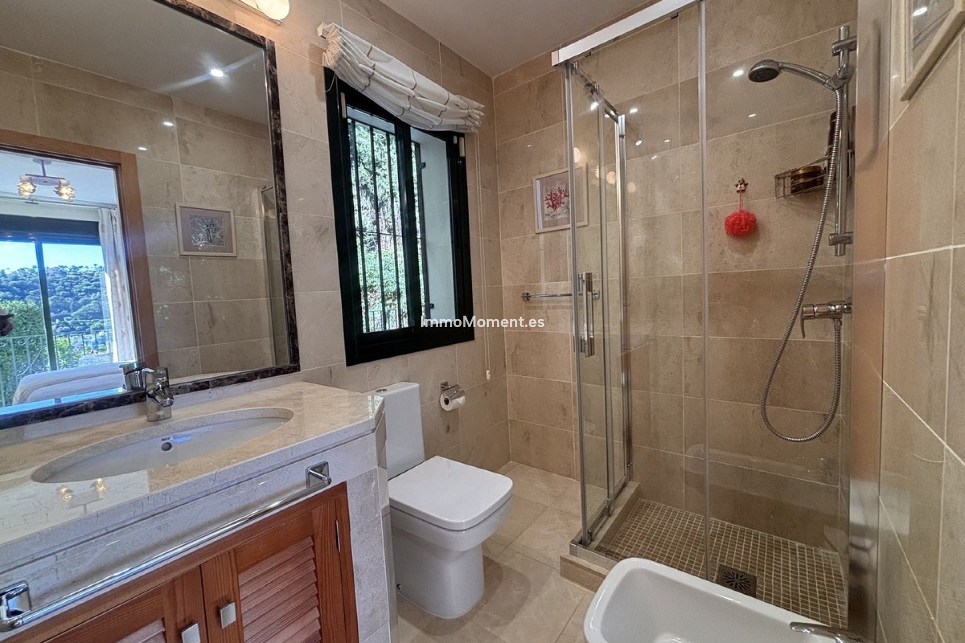 Resale - Villa - Benahavís - Benahavís Centro