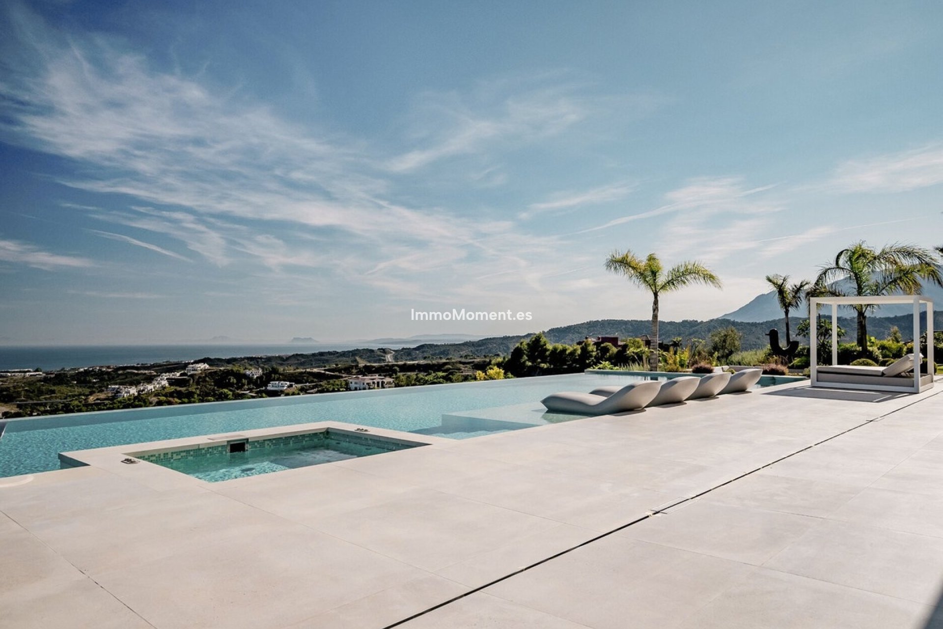 Resale - Villa - Benahavís - Benahavís Centro