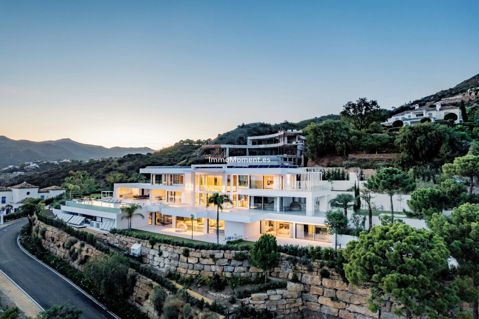 Resale - Villa - Benahavís - Benahavís Centro