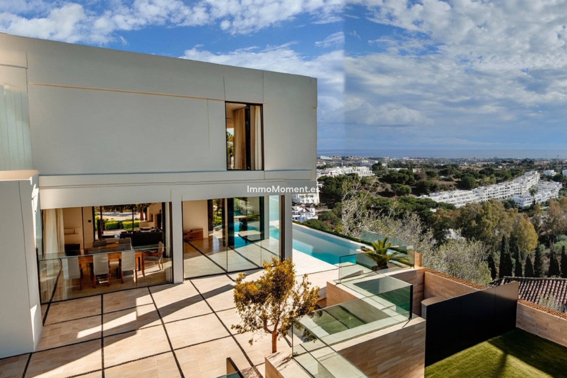 Resale - Villa - Benahavís - Benahavís Centro