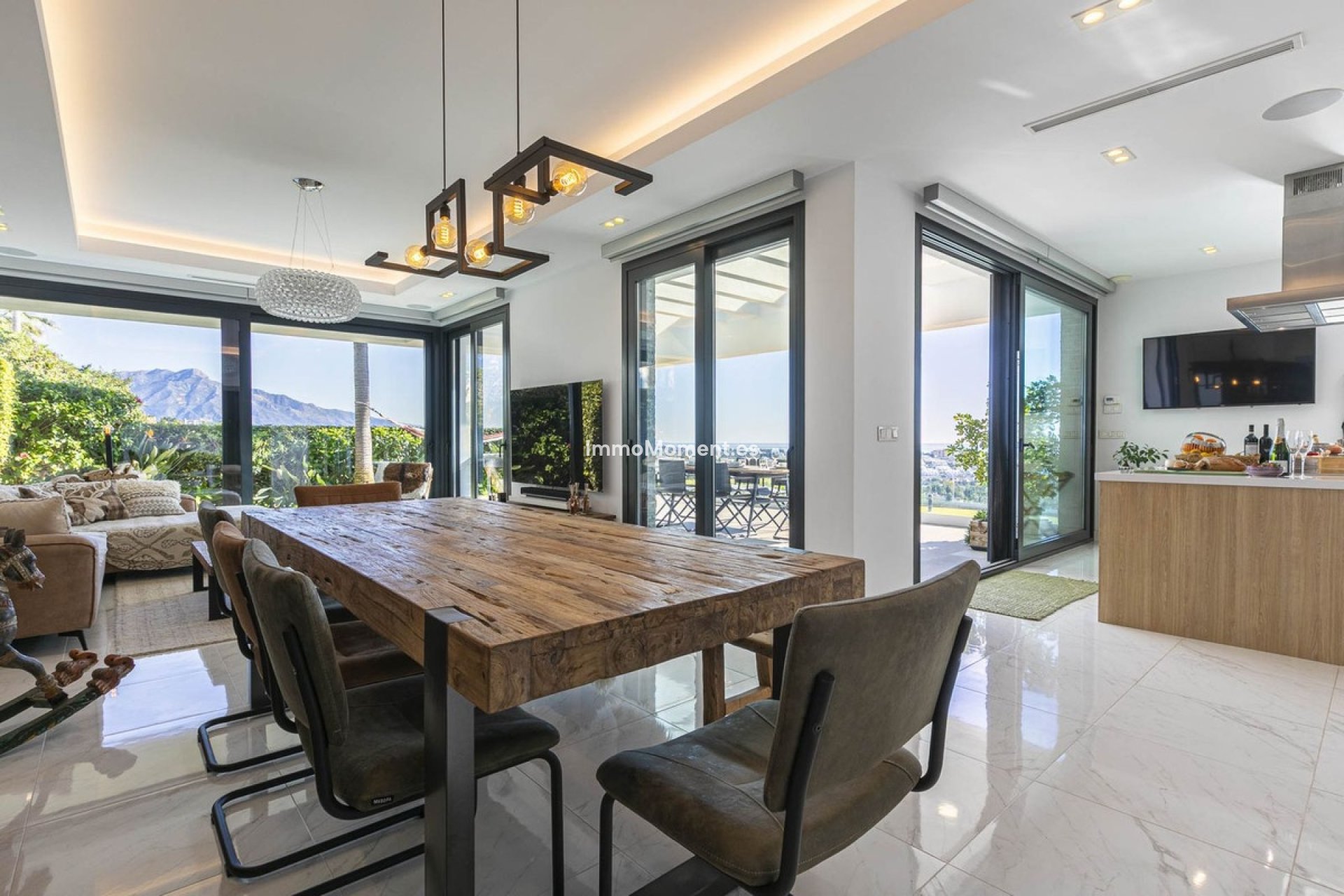 Resale - Villa - Benahavís - Benahavís Centro