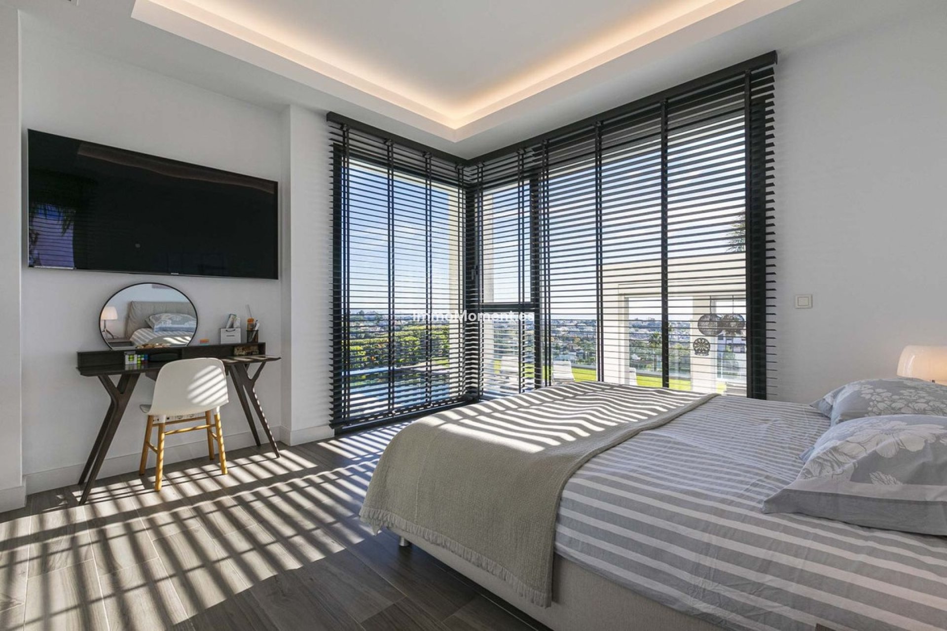 Resale - Villa - Benahavís - Benahavís Centro