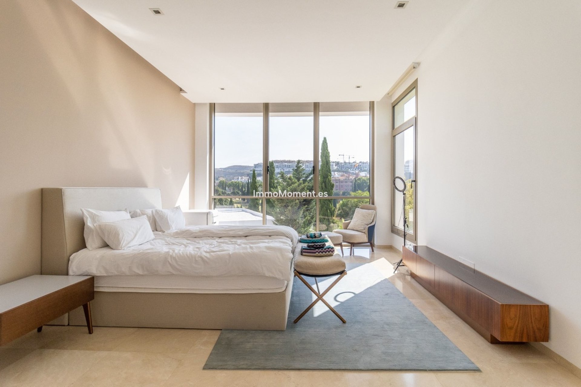 Resale - Villa - Benahavís - Benahavís Centro