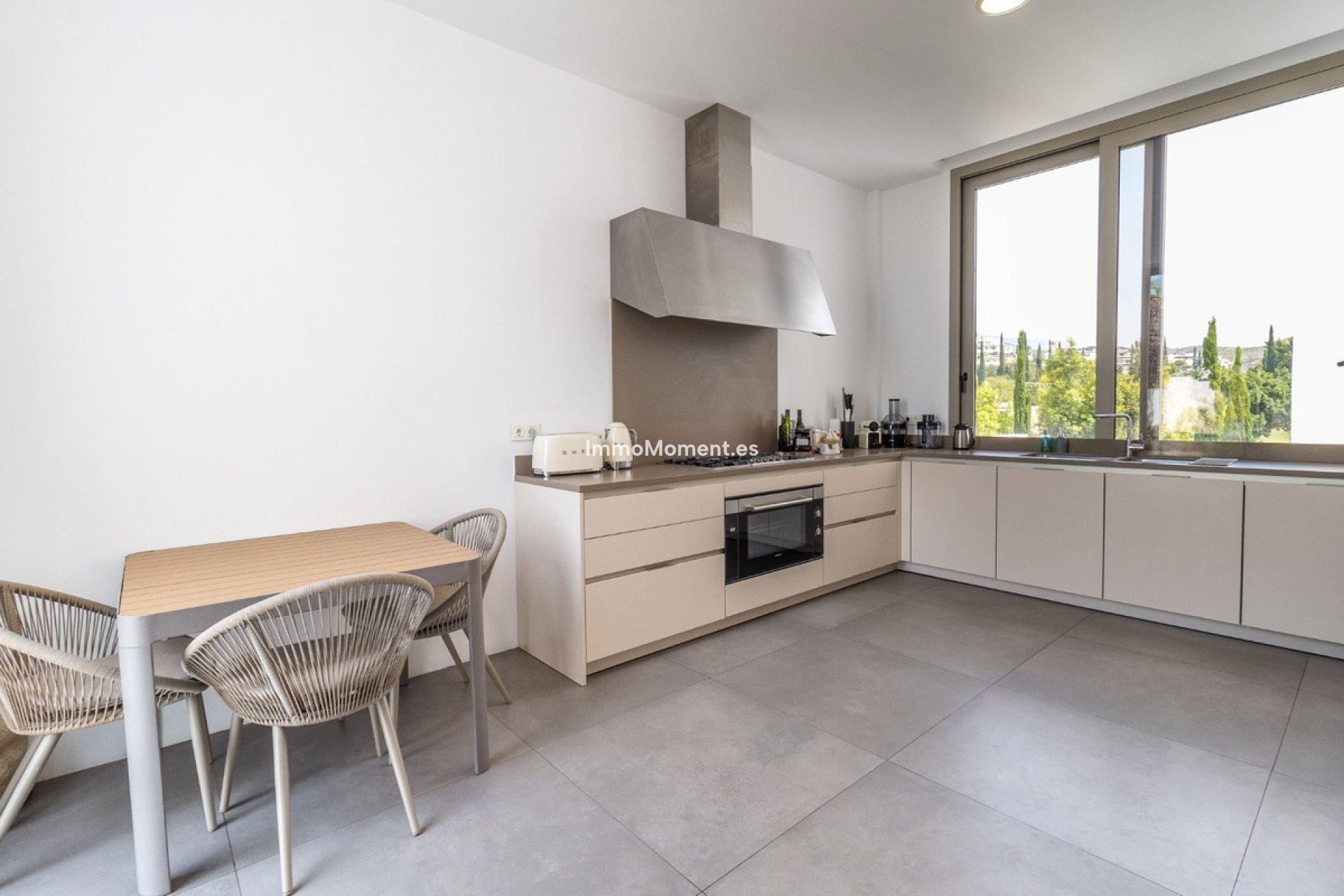 Resale - Villa - Benahavís - Benahavís Centro