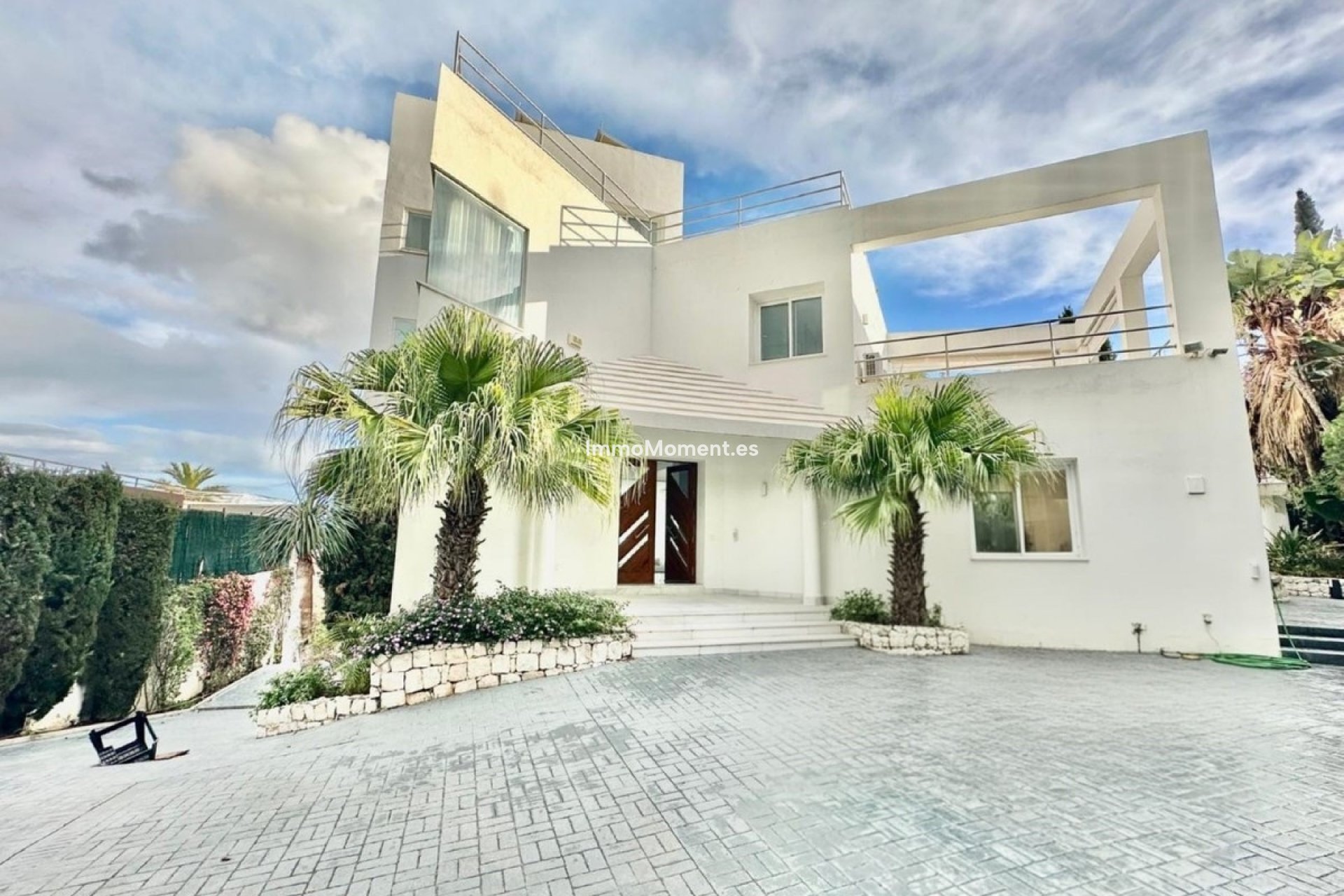 Resale - Villa - Benahavís - Benahavís Centro