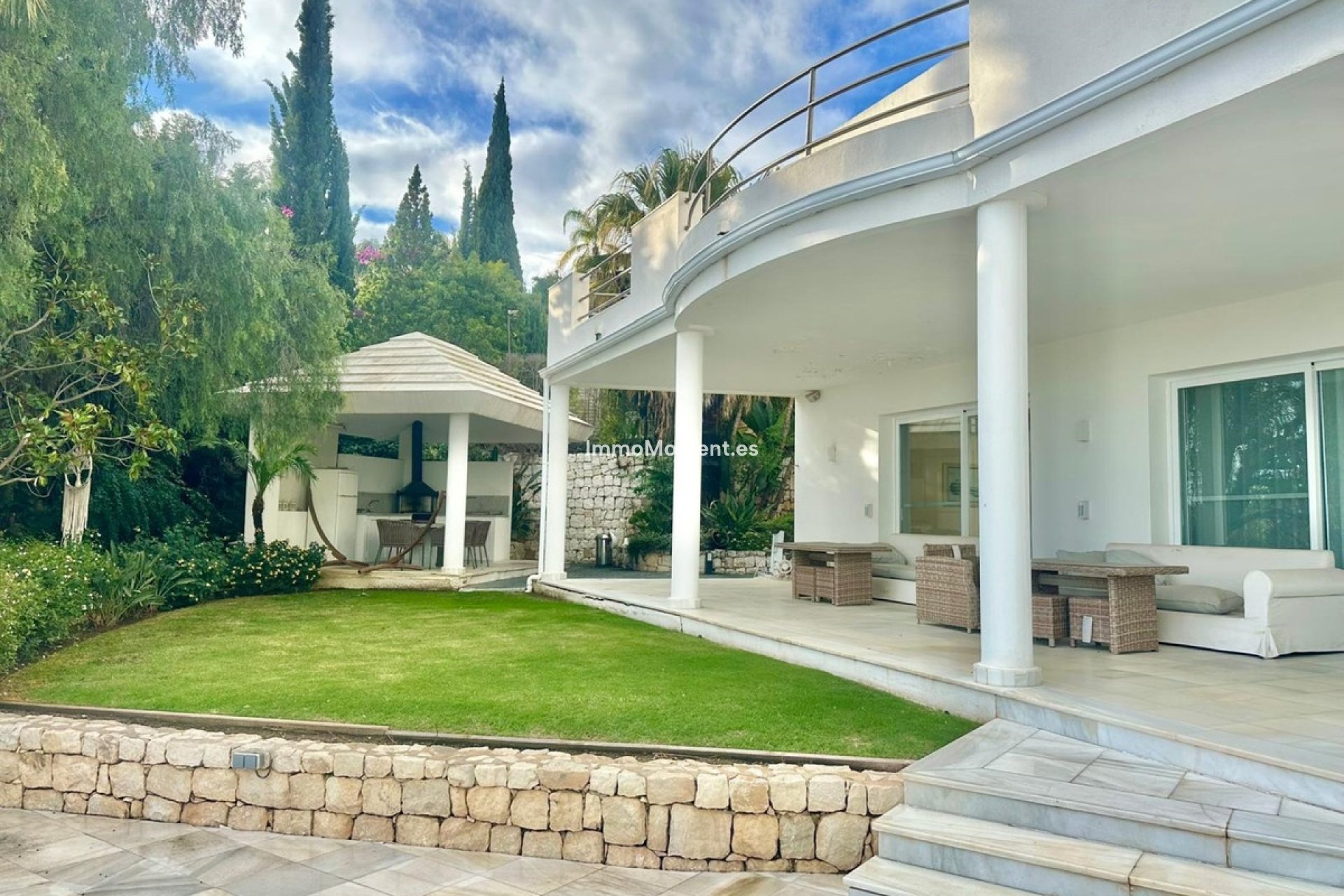 Resale - Villa - Benahavís - Benahavís Centro
