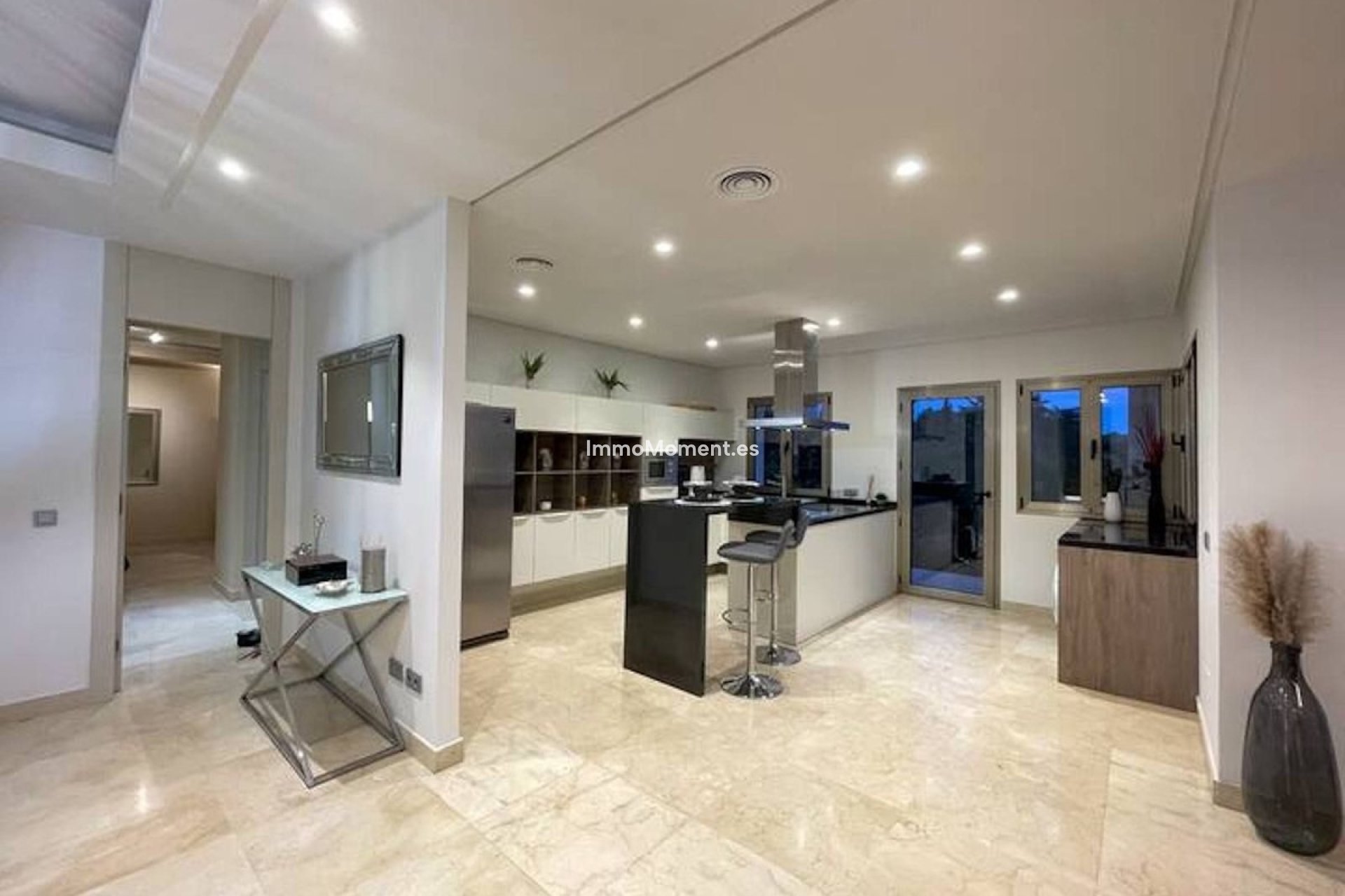 Resale - Villa - Benahavís - Benahavís Centro