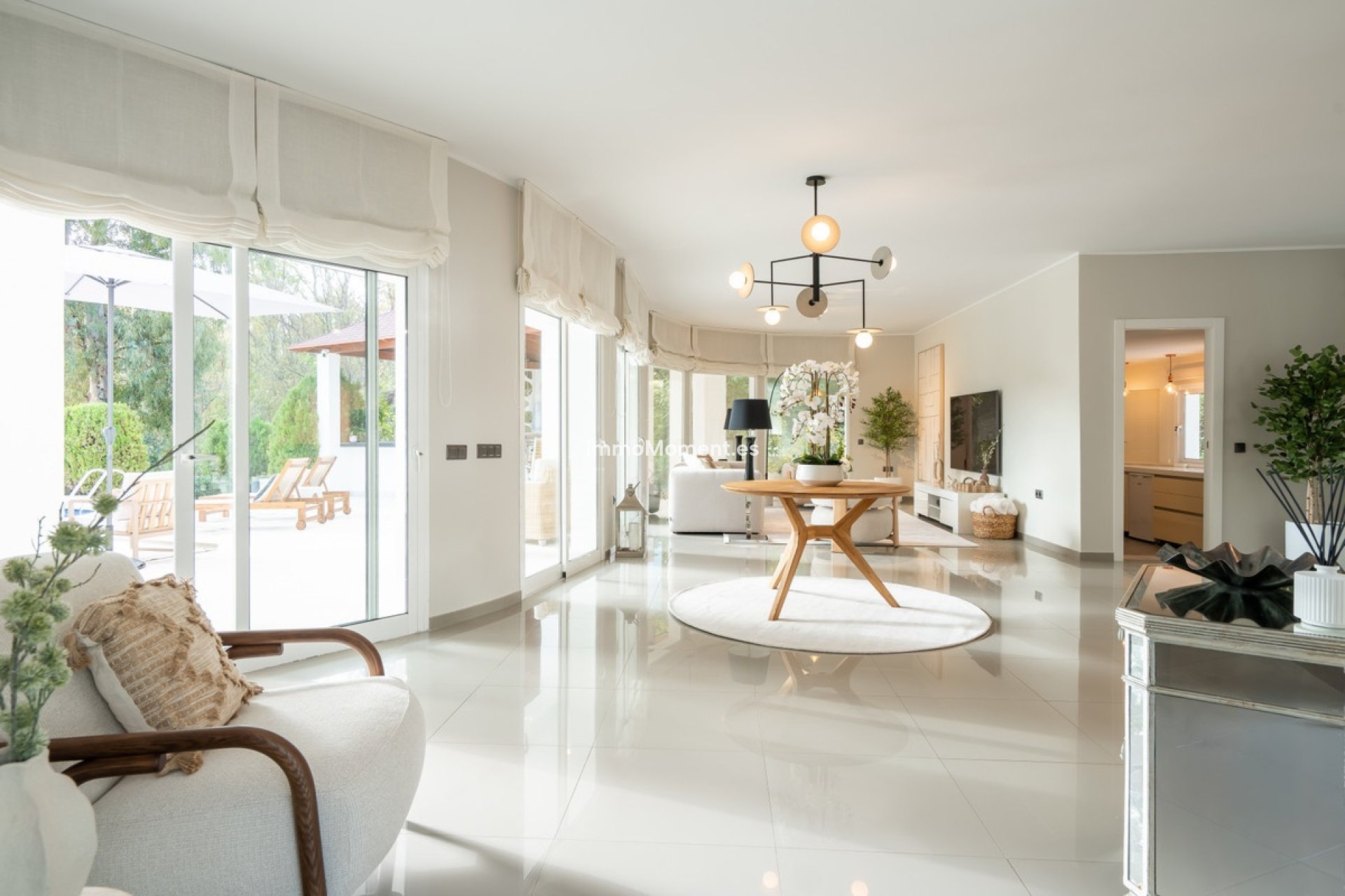 Resale - Villa - Benahavís - Benahavís Centro