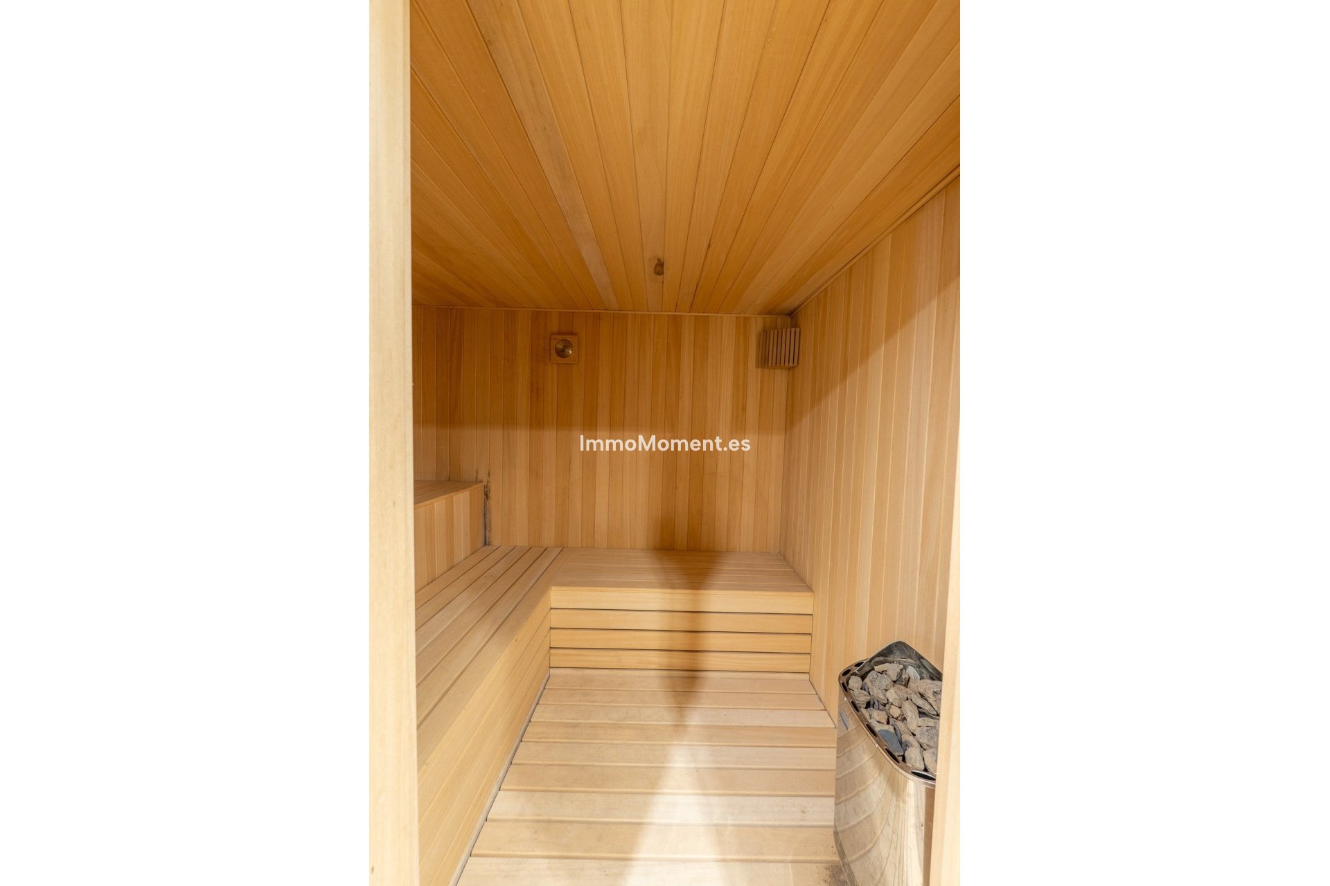 Resale - Villa - Benahavís - Benahavís Centro