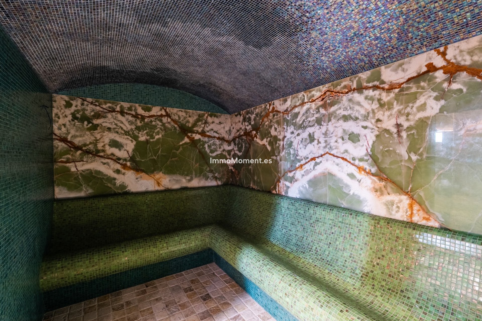 Resale - Villa - Benahavís - Benahavís Centro