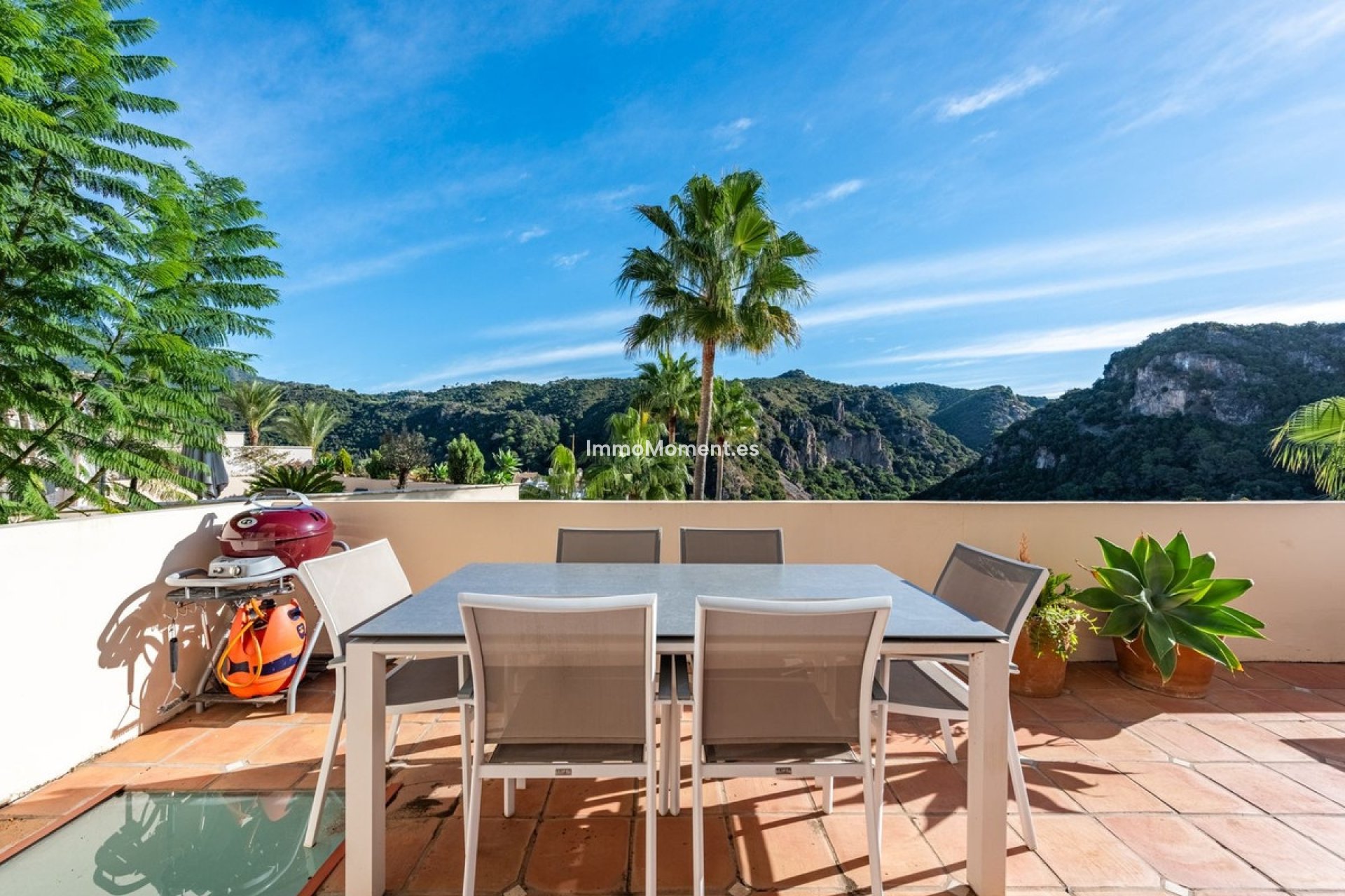 Resale - Villa - Benahavís - Benahavís Centro