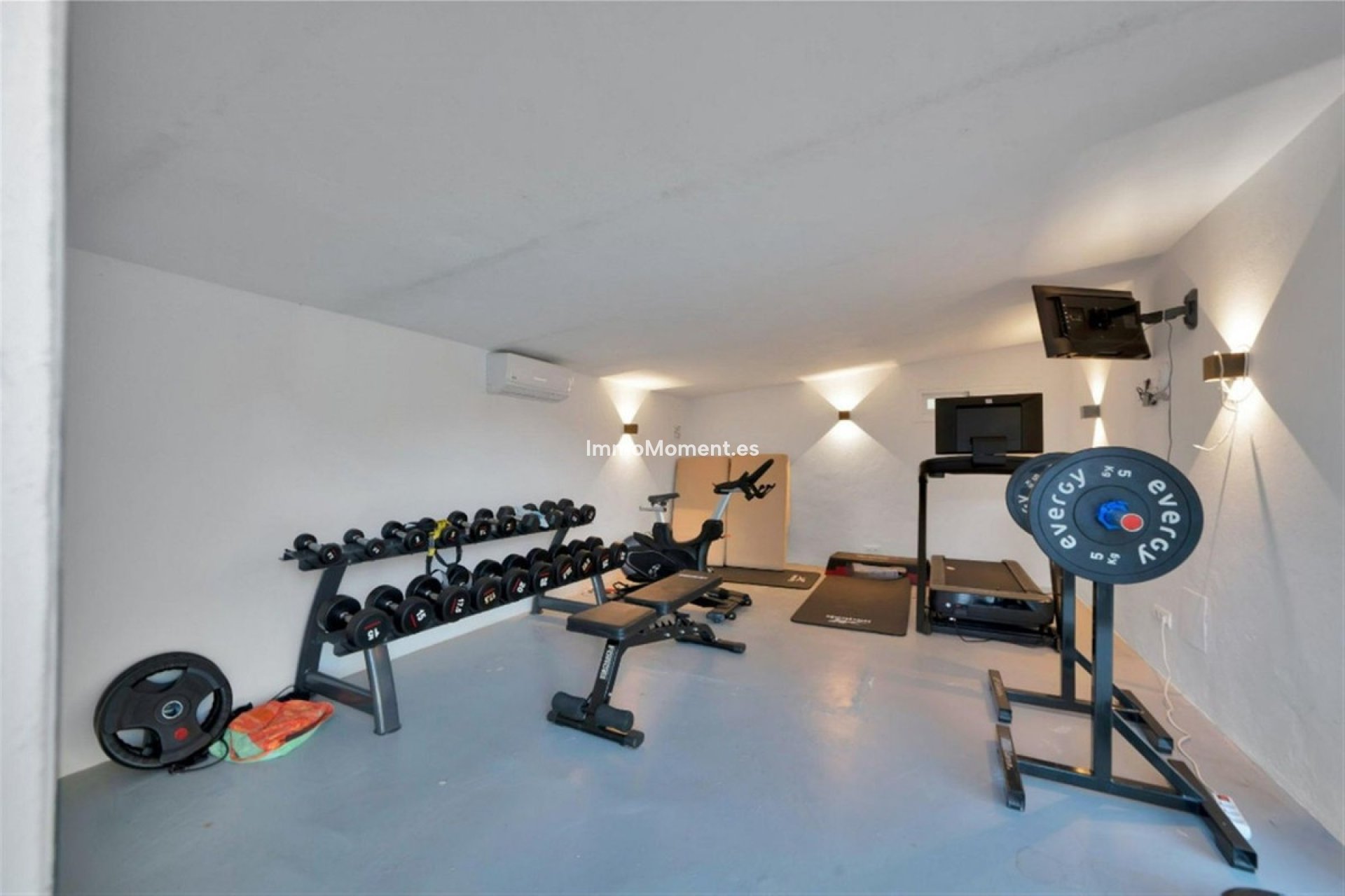 Resale - Villa - Benahavís - Benahavís Centro