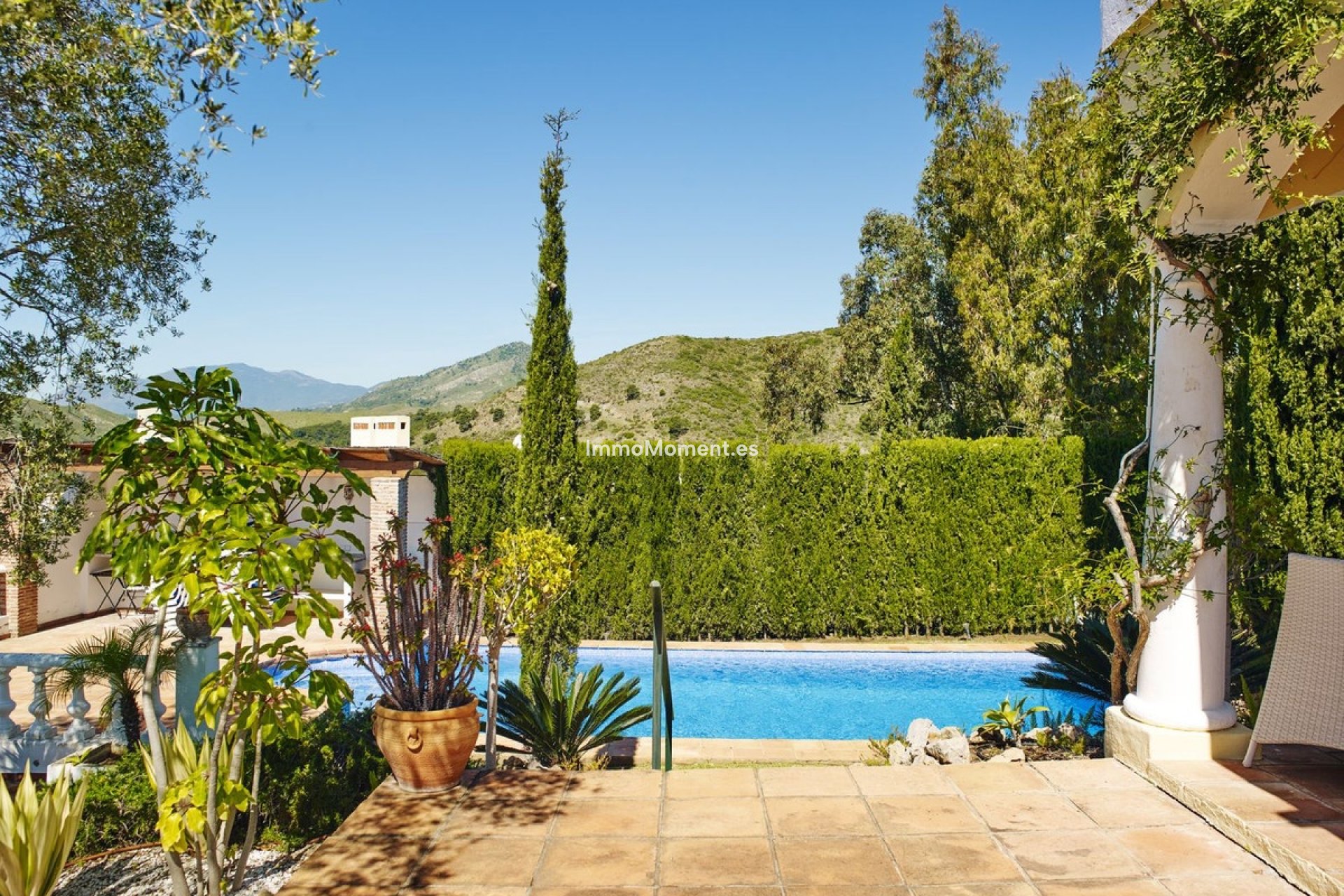 Resale - Villa - Benahavís - Benahavís Centro