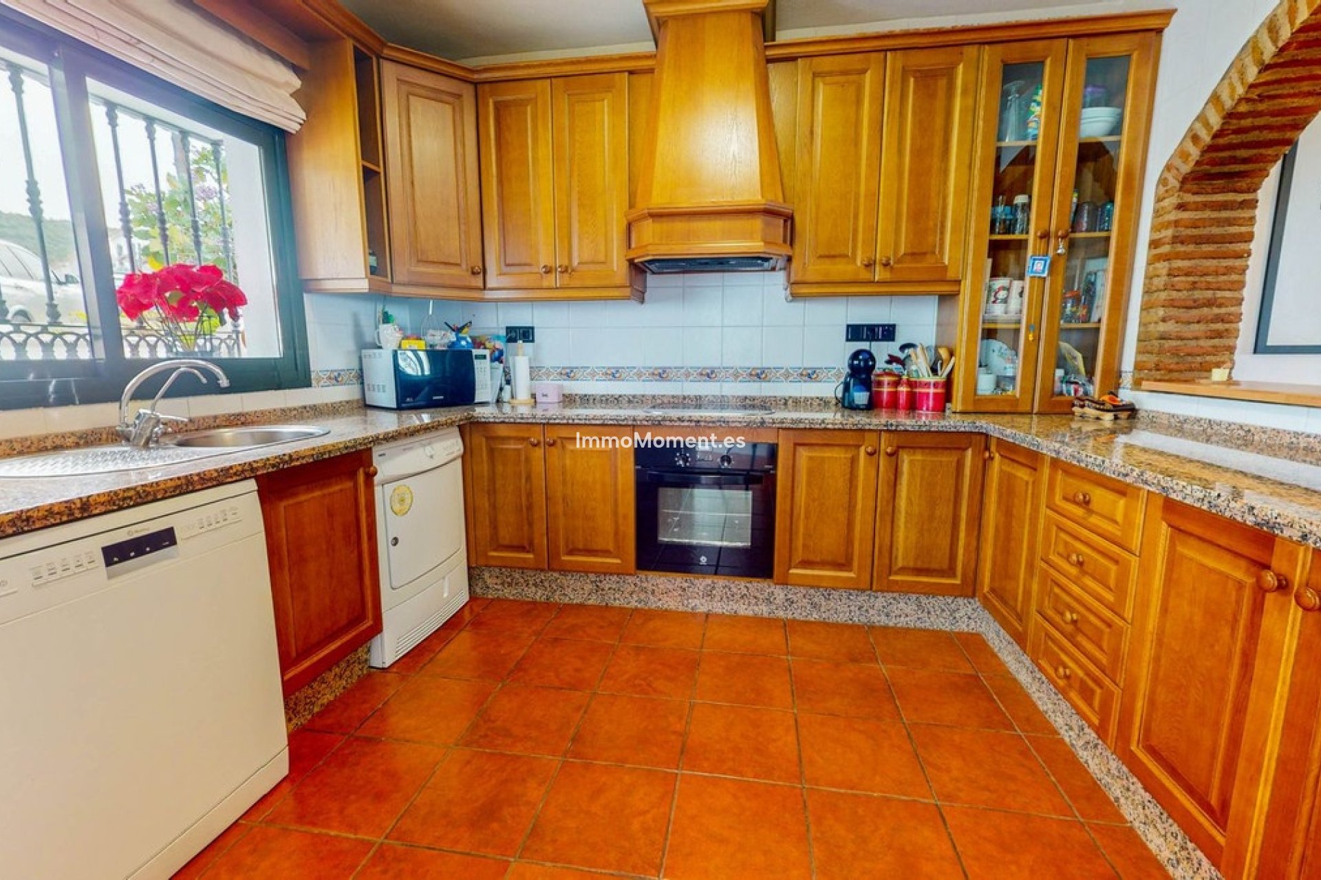 Resale - Villa - Benahavís - Benahavís Centro