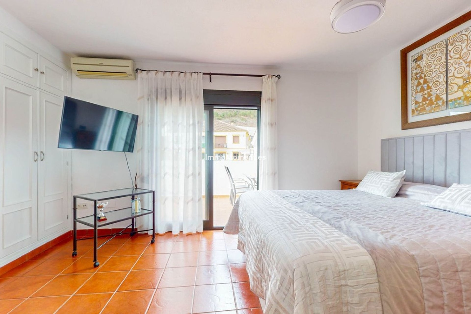 Resale - Villa - Benahavís - Benahavís Centro