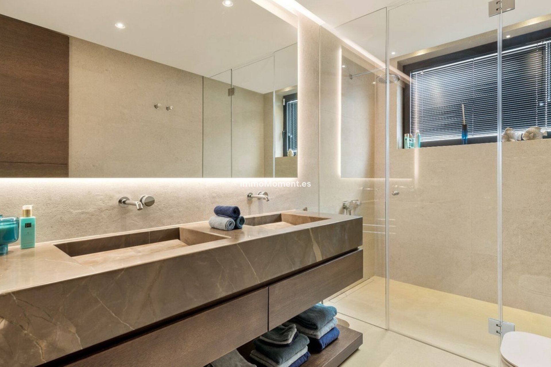 Resale - Villa - Benahavís - Benahavís Centro