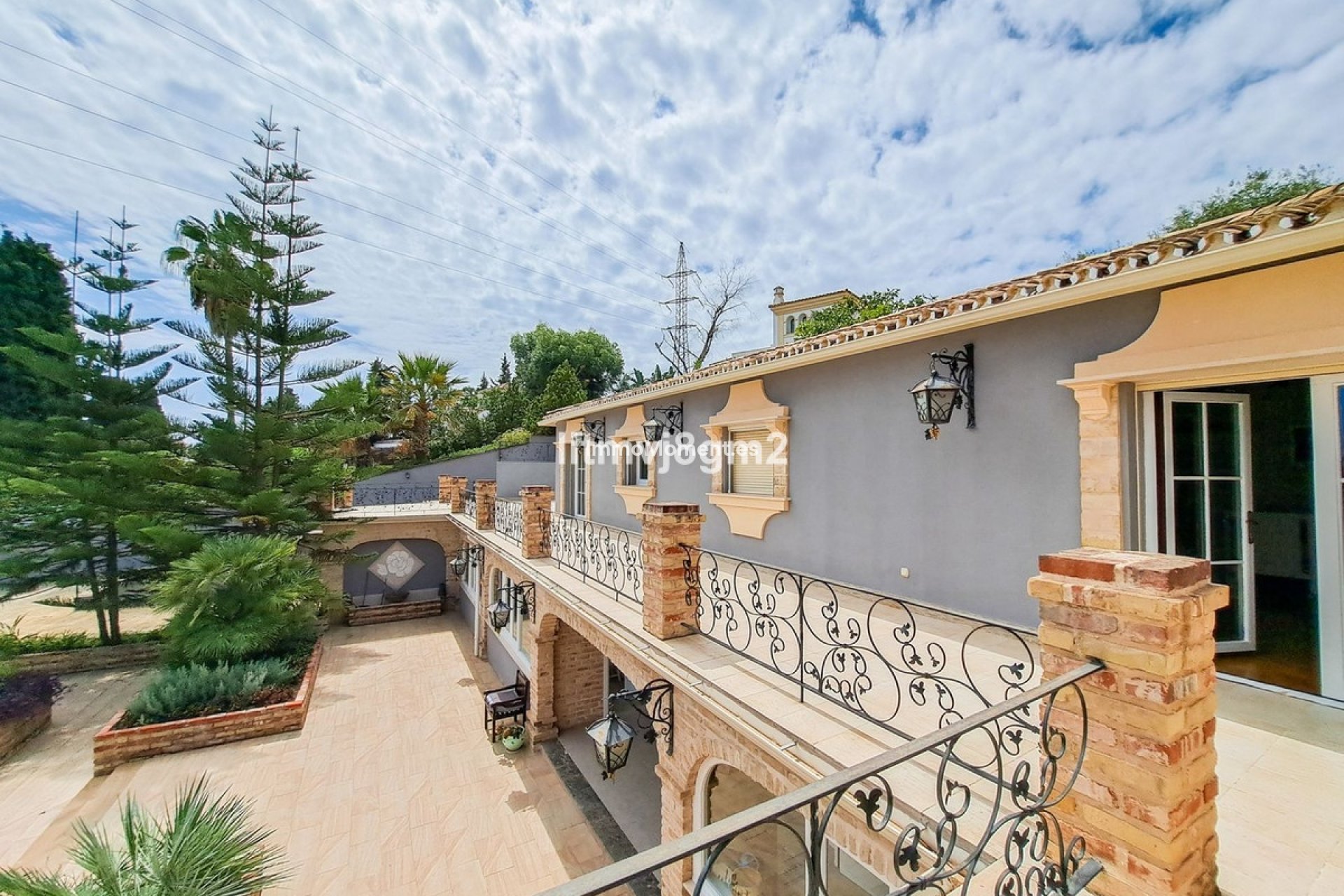 Resale - Villa - Benahavís - Benahavís Centro