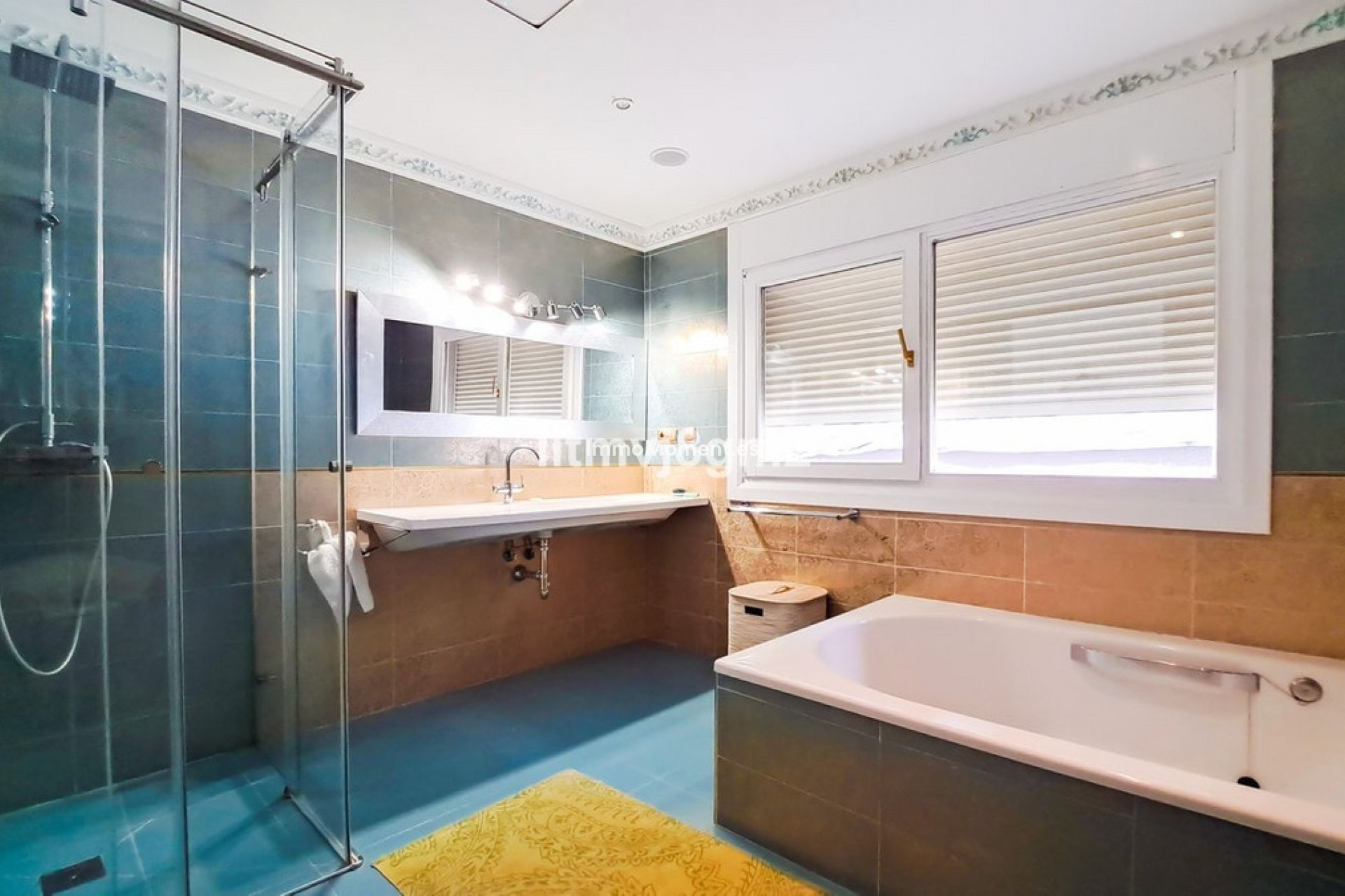 Resale - Villa - Benahavís - Benahavís Centro