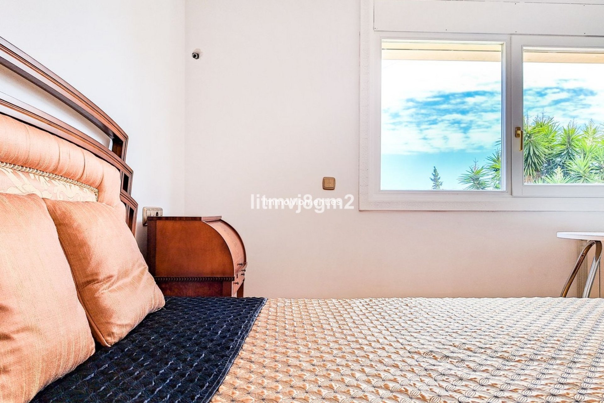 Resale - Villa - Benahavís - Benahavís Centro